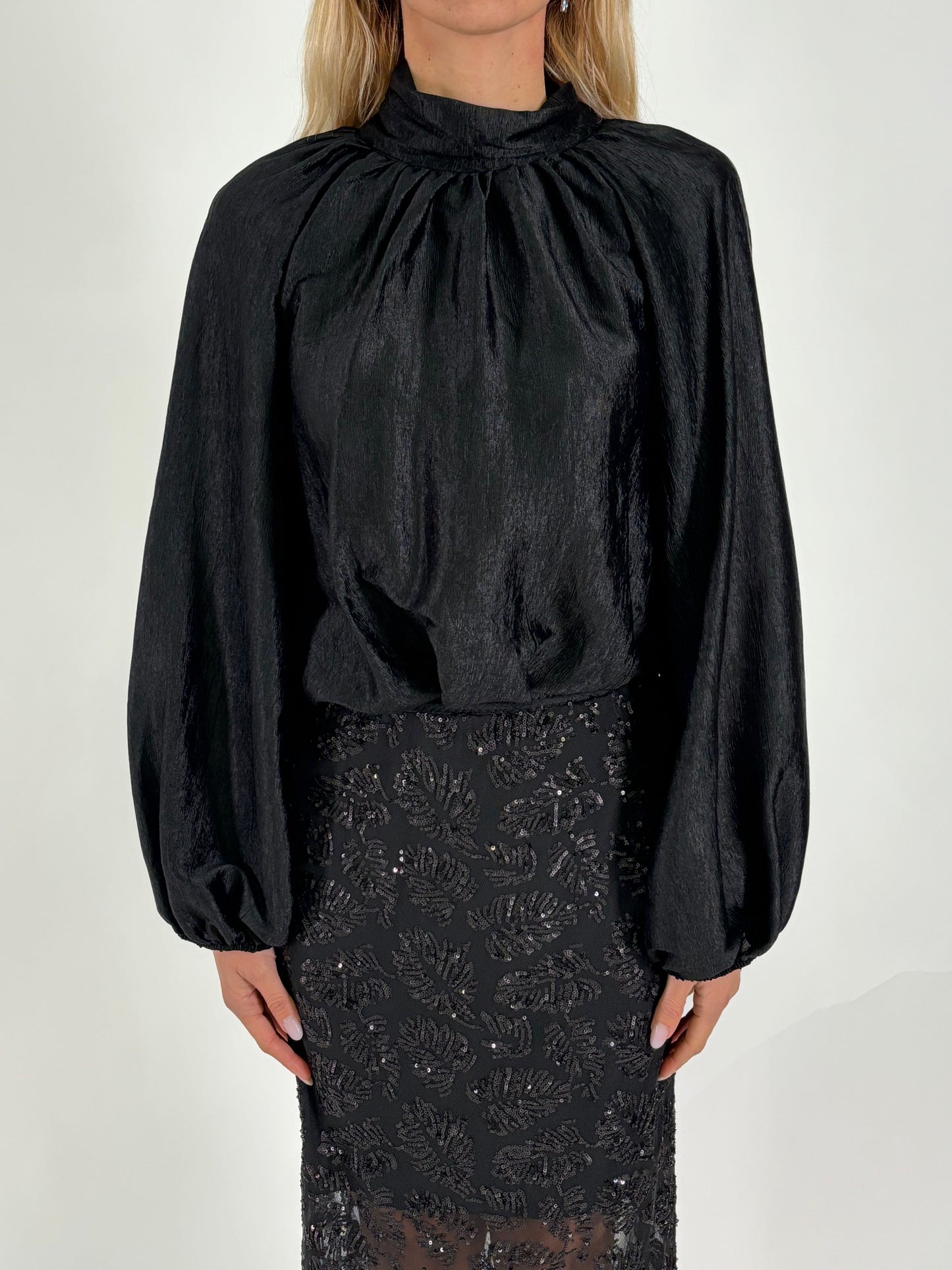 Tensione In Blusa ml fiocco dietro NERO