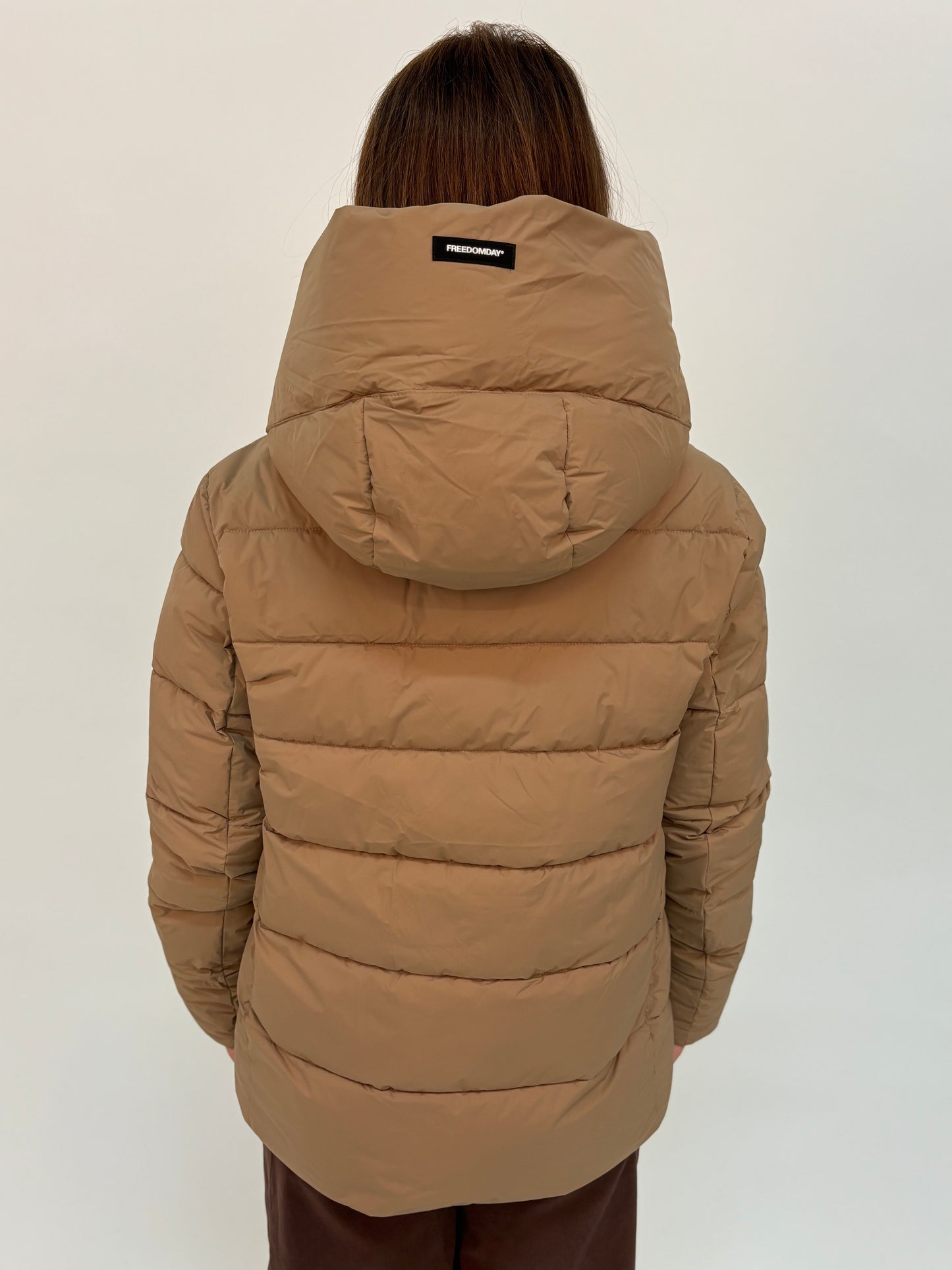 FREEDOMDAY piumino corto  ecodown con cappuccio BEIGE