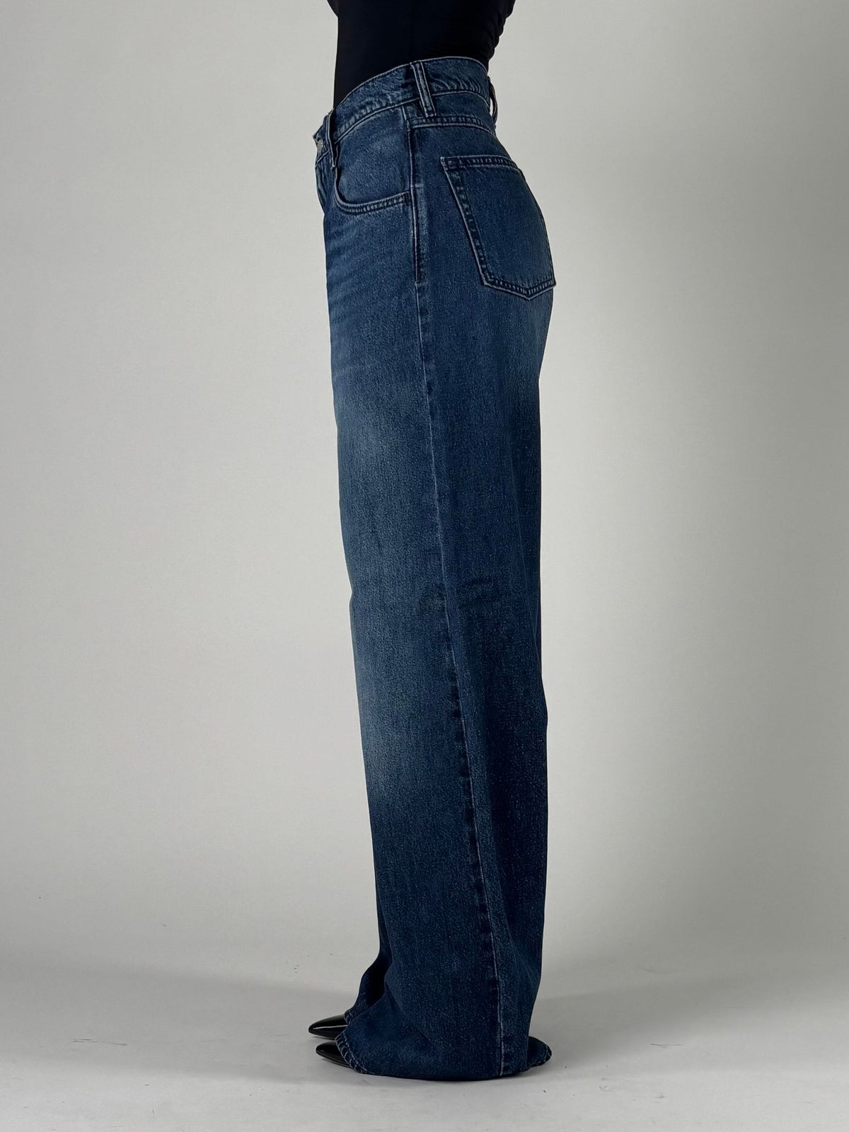 Jeans vita alta a palazzo