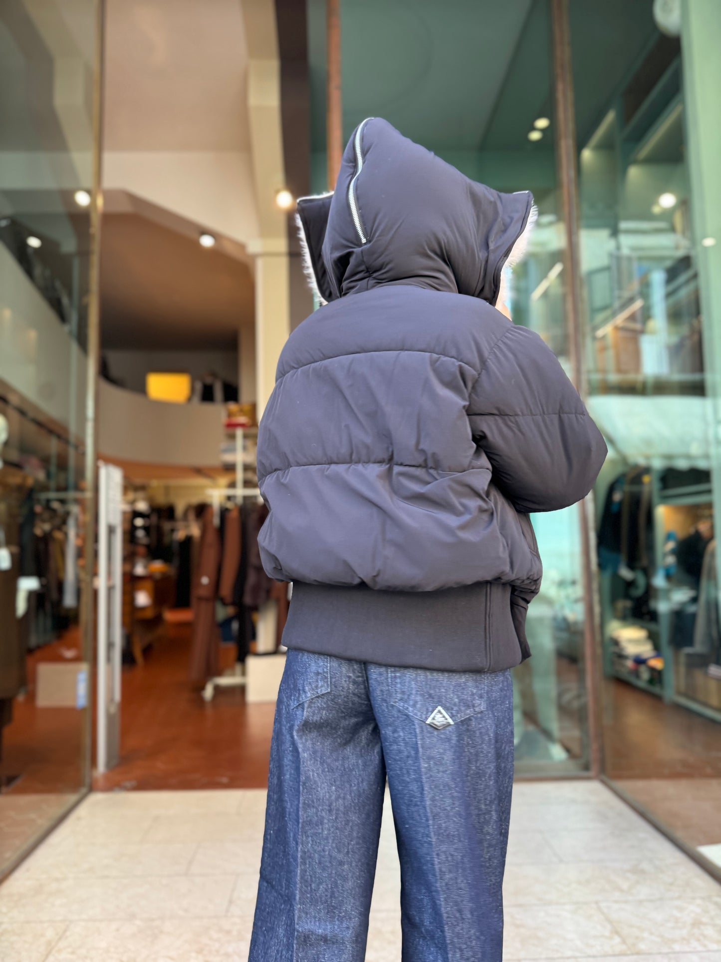 Patrizia Pepe Piumino corto con cappuccio in simil pelliccia NERO