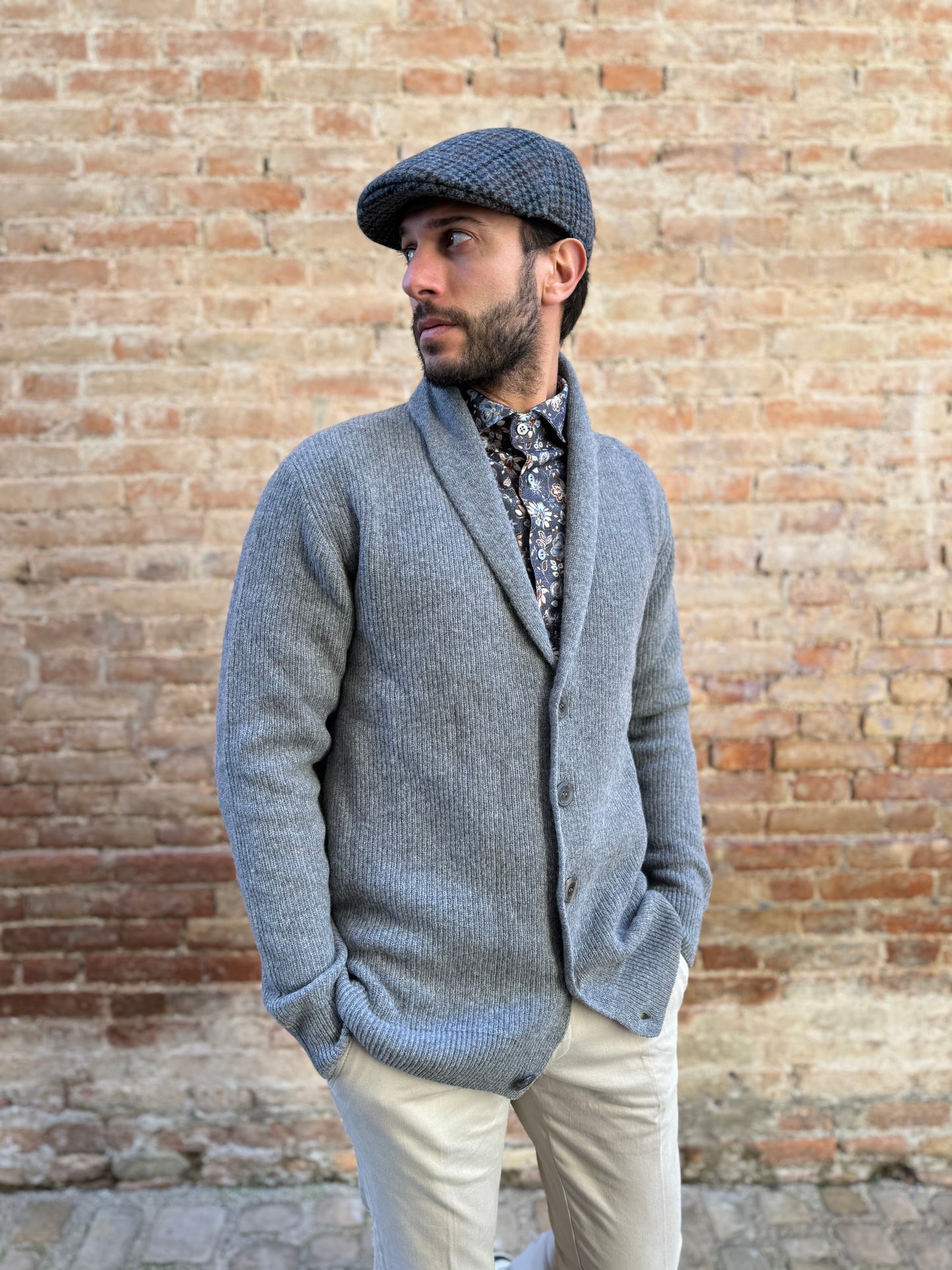 Retrois Cardigan con bottoni monopetto collo revers GRIGIO