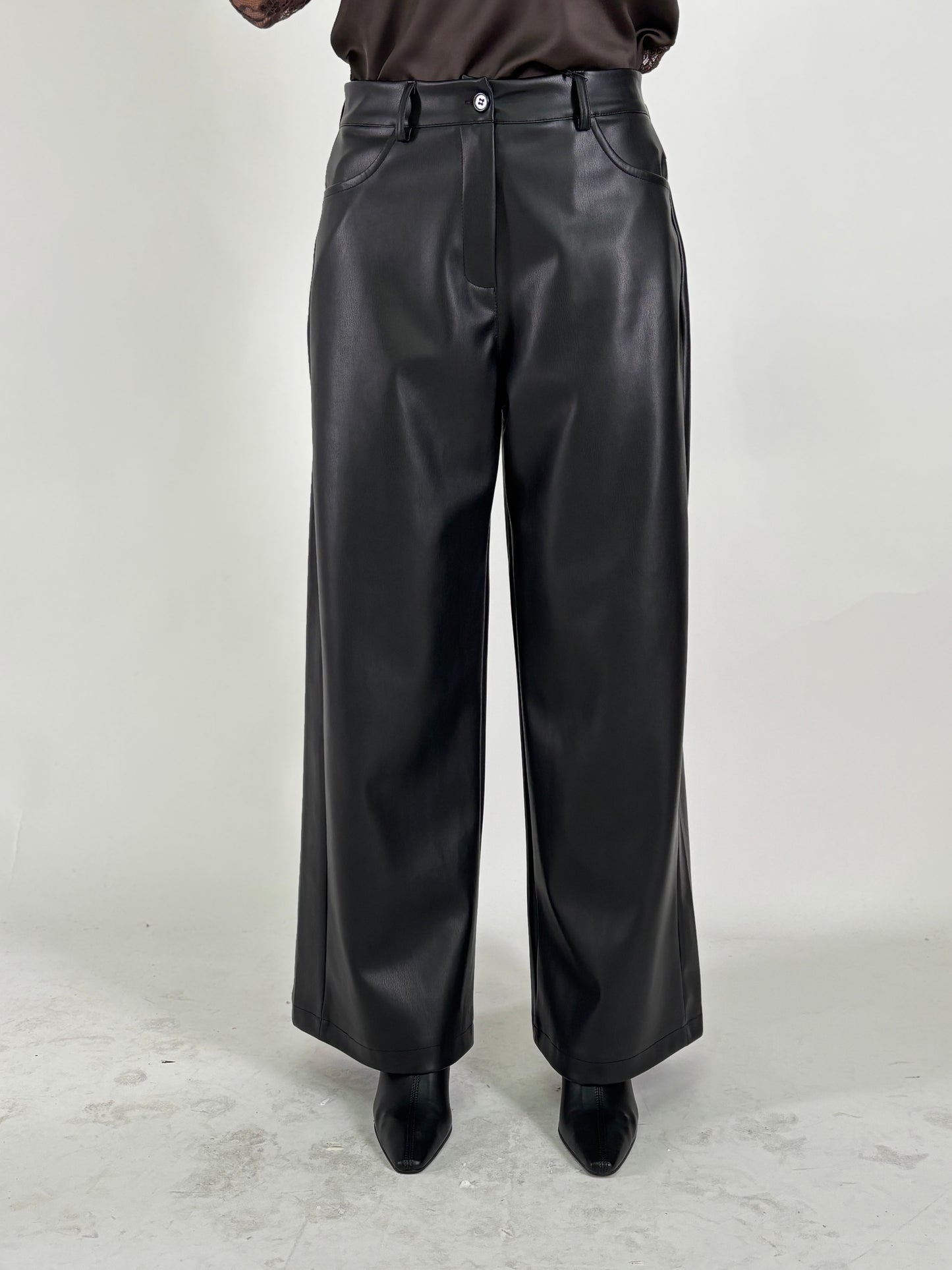 Tensione In Pantalone palazzo Giusy in ecopelle NERO