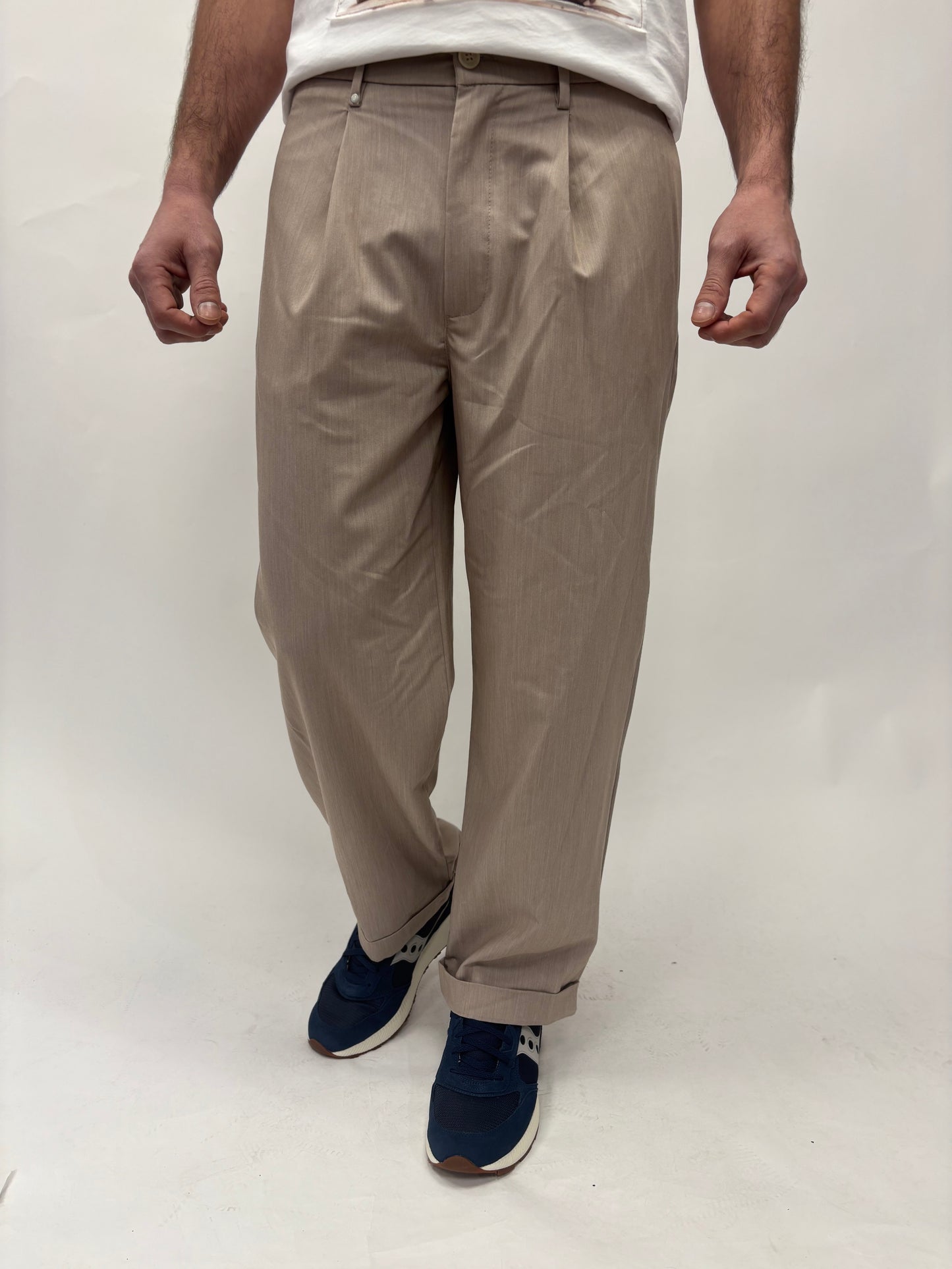 BL11 Pantalone con pences BEIGE