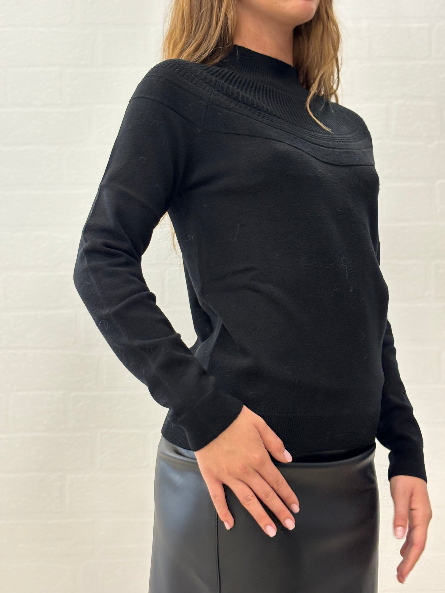 Kocca Maglia lana girocollo operato NERO