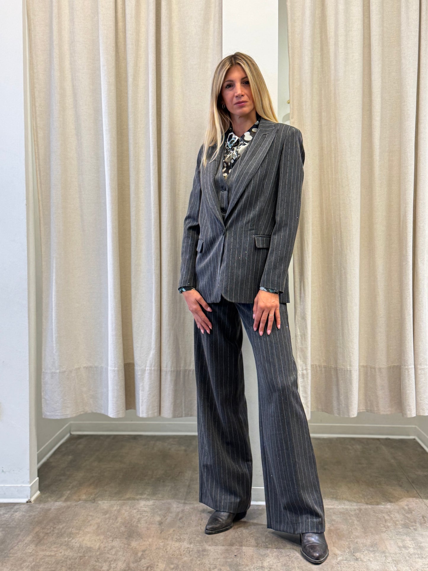 Relish Pantalone palazzo gessato con punti luce GRIGIO