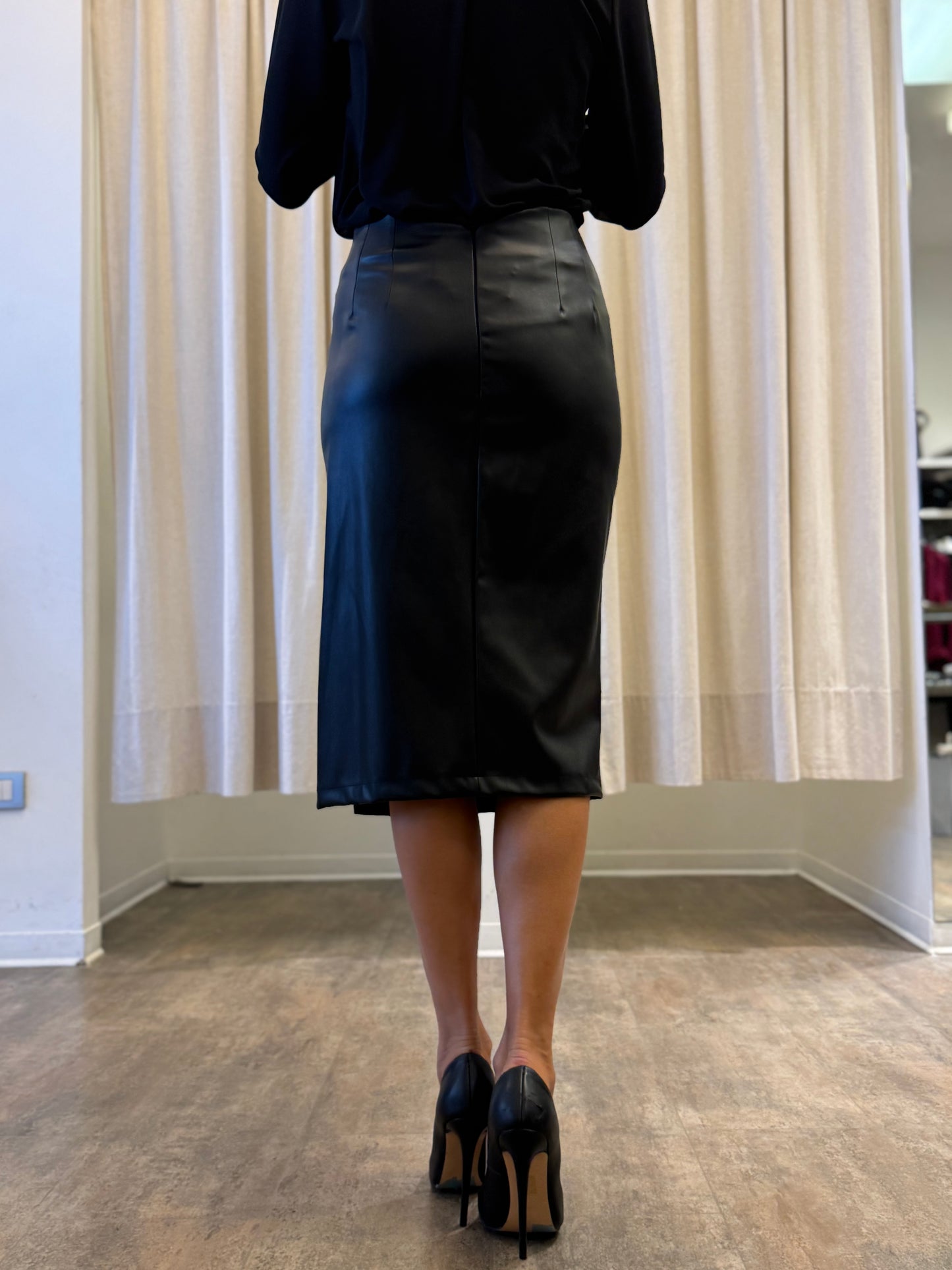 Relish Gonna simil pelle con spacco laterale NERO