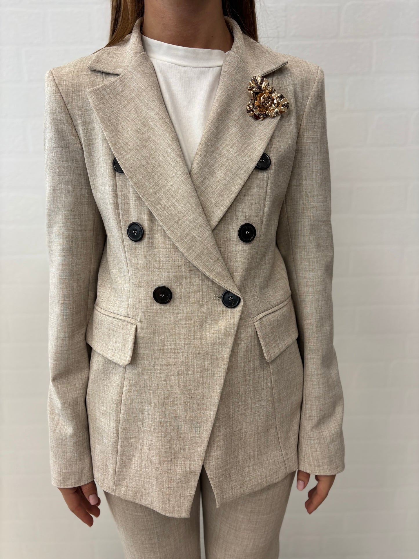 Maryley Giacca doppiopetto con spilla oro BEIGE