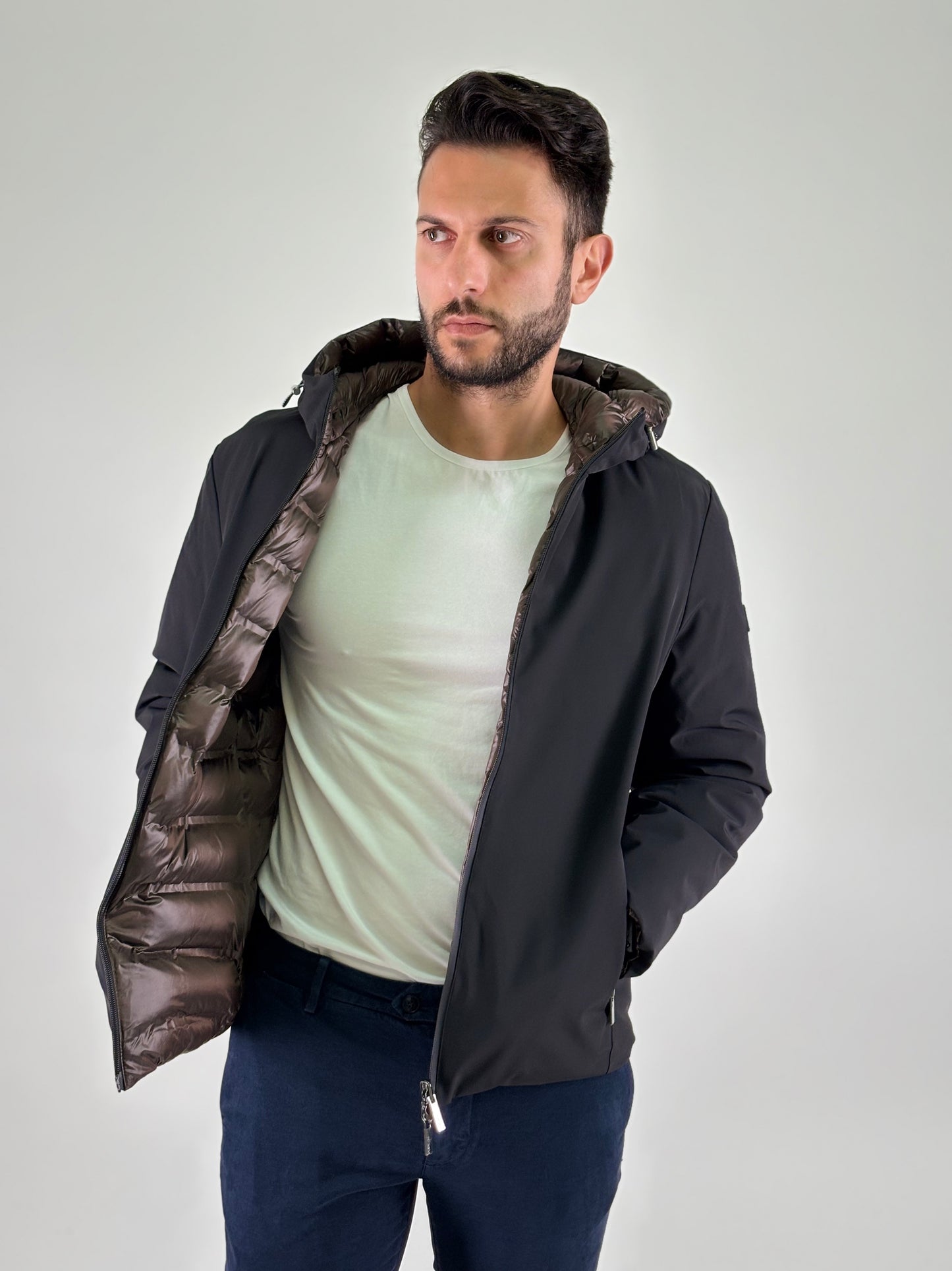 Heskimo Piumino corto reversibile con cappuccio NERO