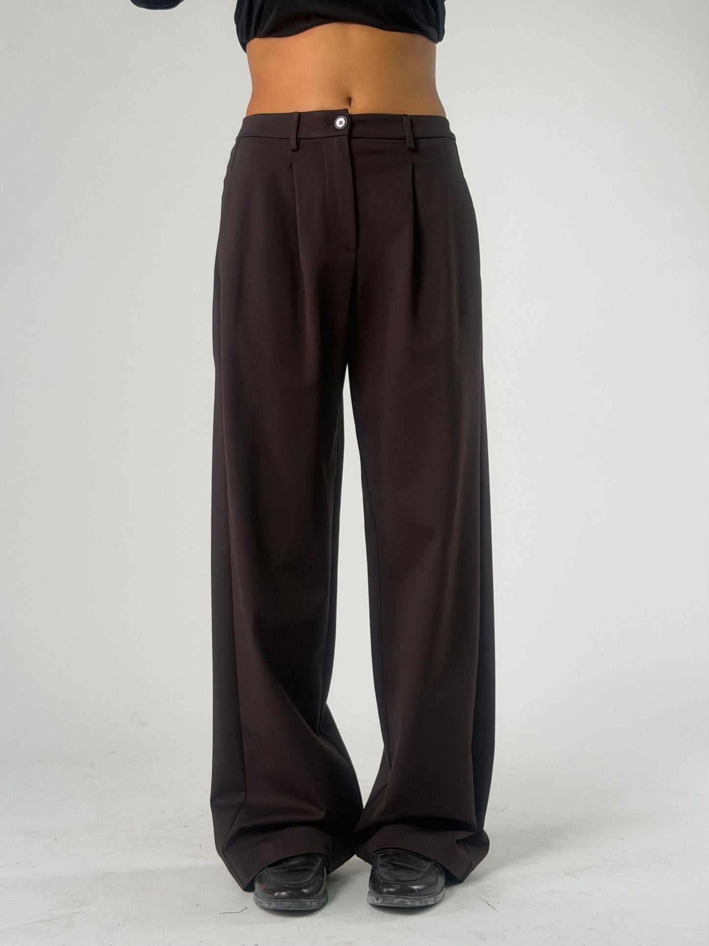 Pantalone palazzo con pence