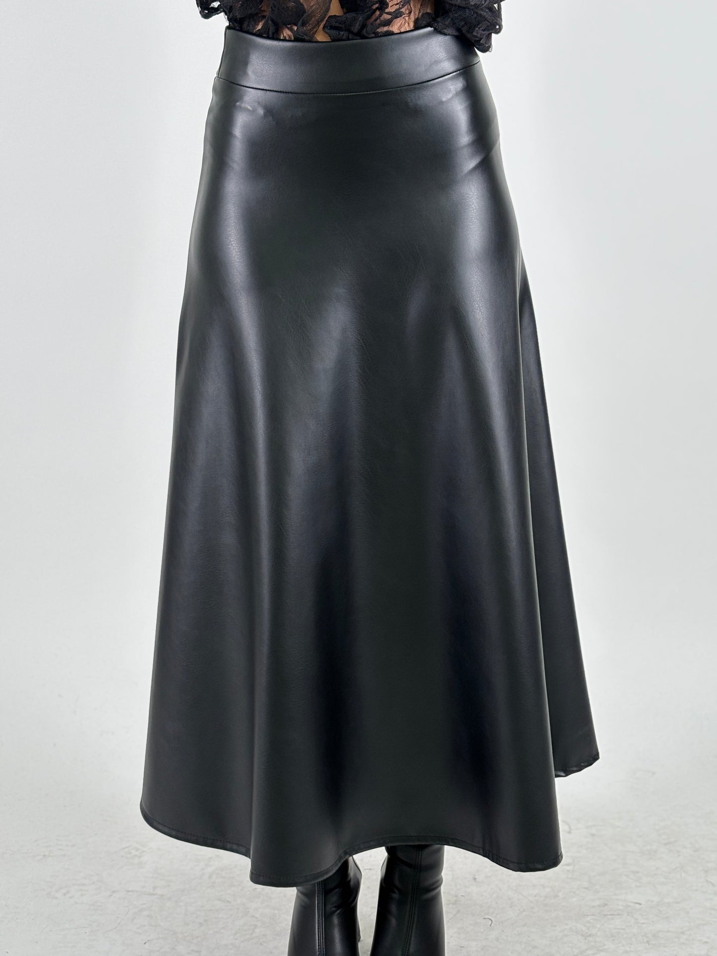 Haveone Gonna midi simil pelle NERO