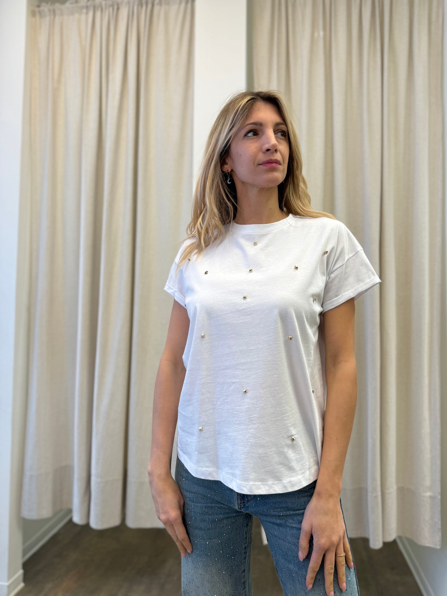 Tensione In T-shirt m/m con borchie BIANCO