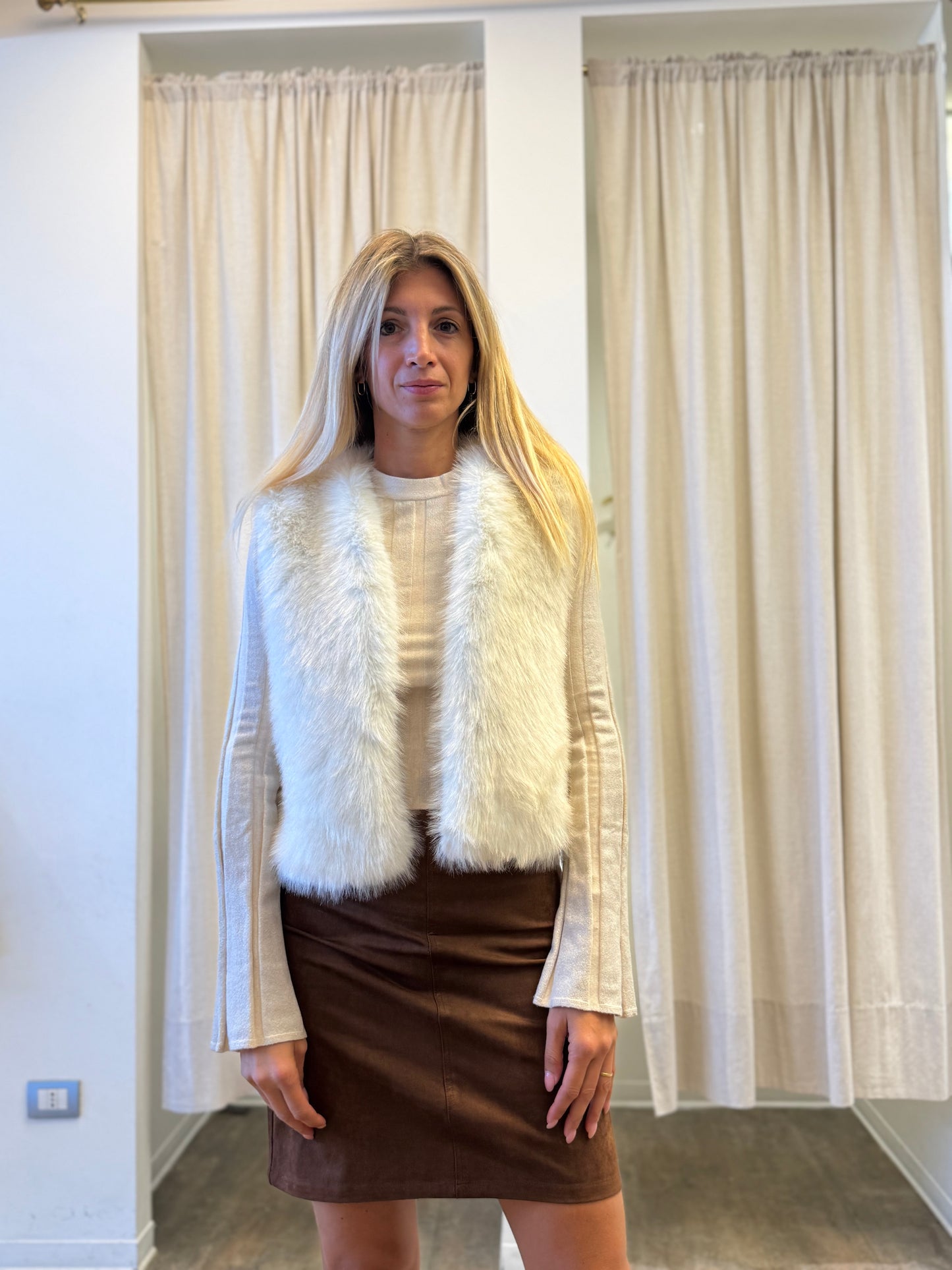Molly Bracken Gilet in pelliccia sintetica PANNA