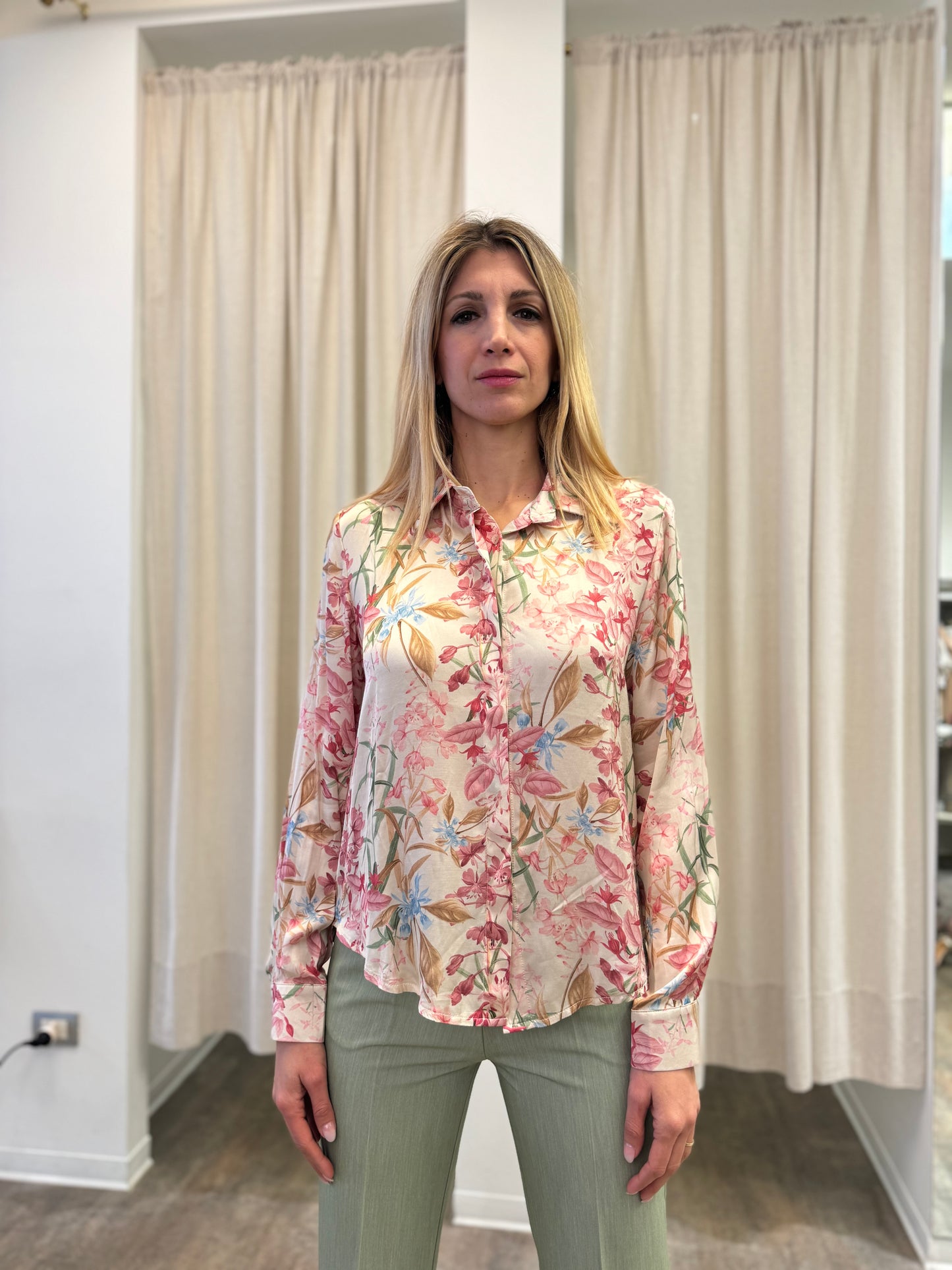 Susy Mix Camicia m/lunga base avorio fantasia floreale MULTICOLOR