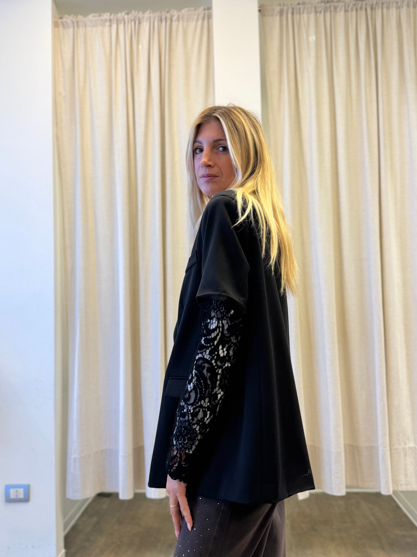 Susy Mix Giacca manica pizzo NERO