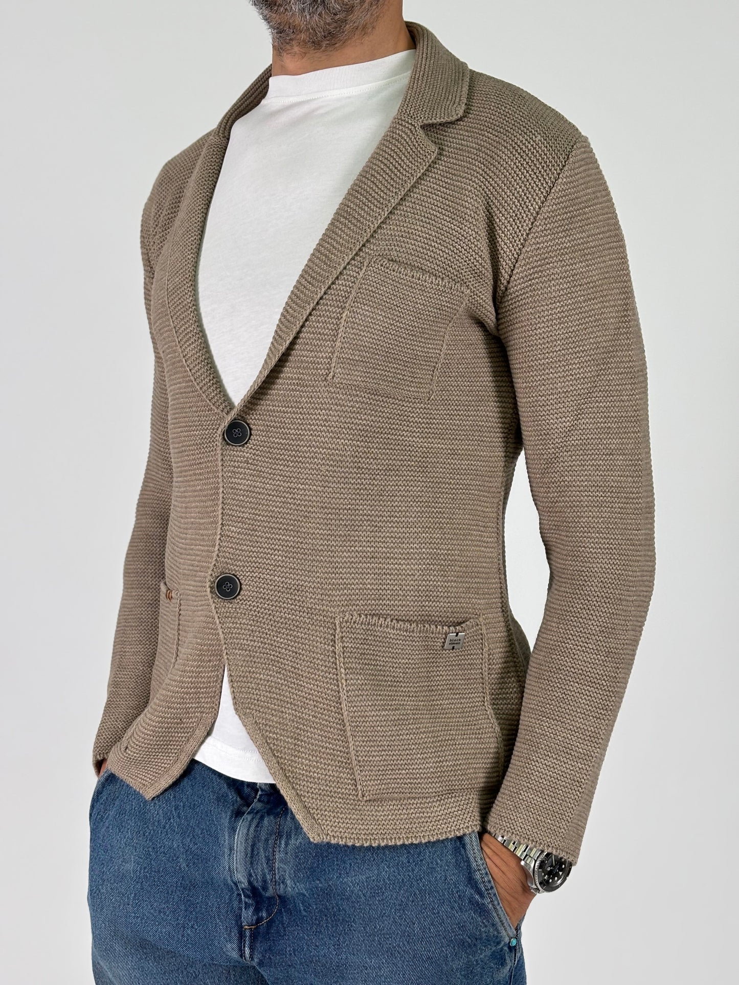 BL11 Giaccamaglia con tasche FANGO