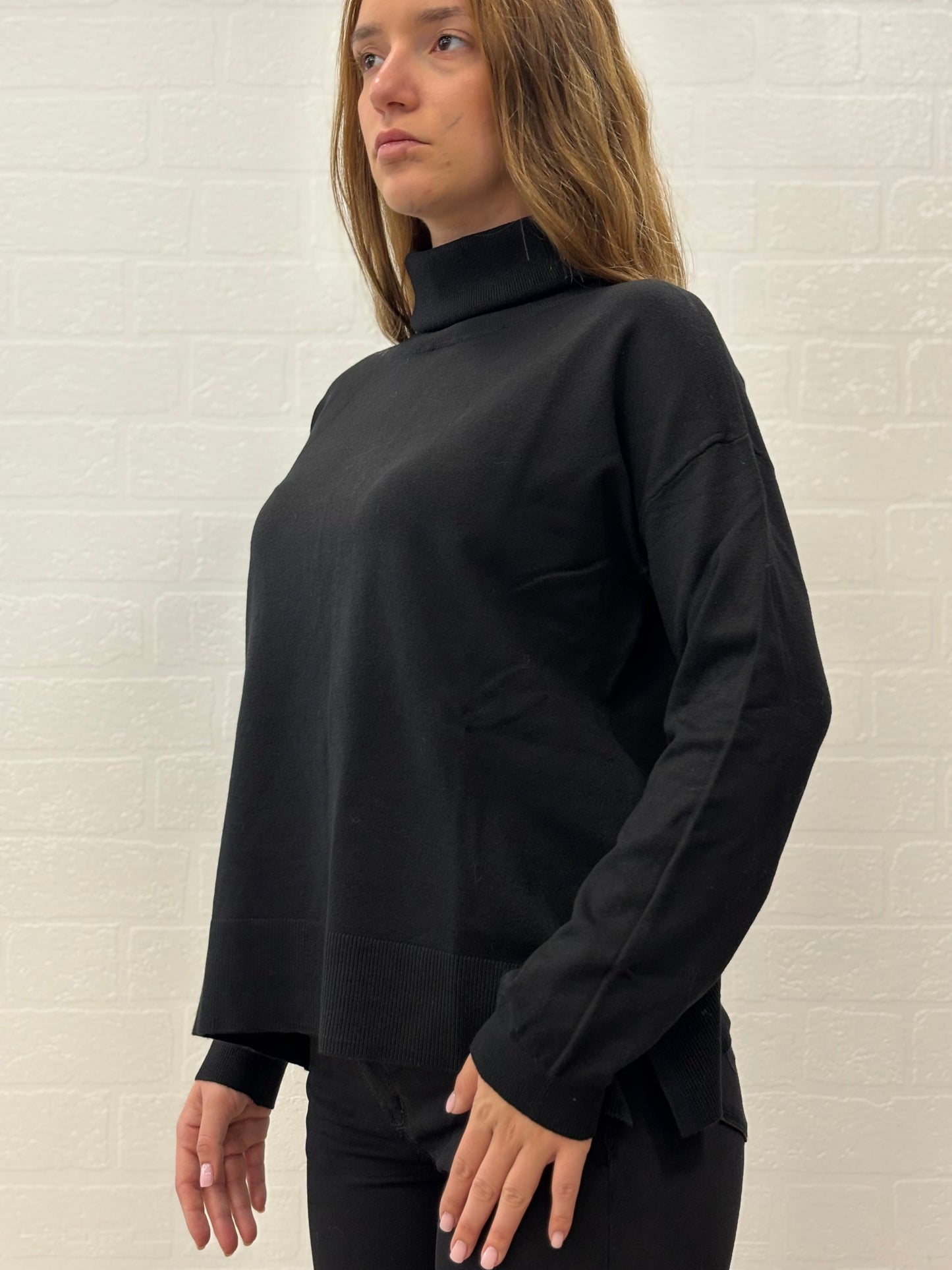 Griffai Maglia dolcevita over ml in Viscosa NERO