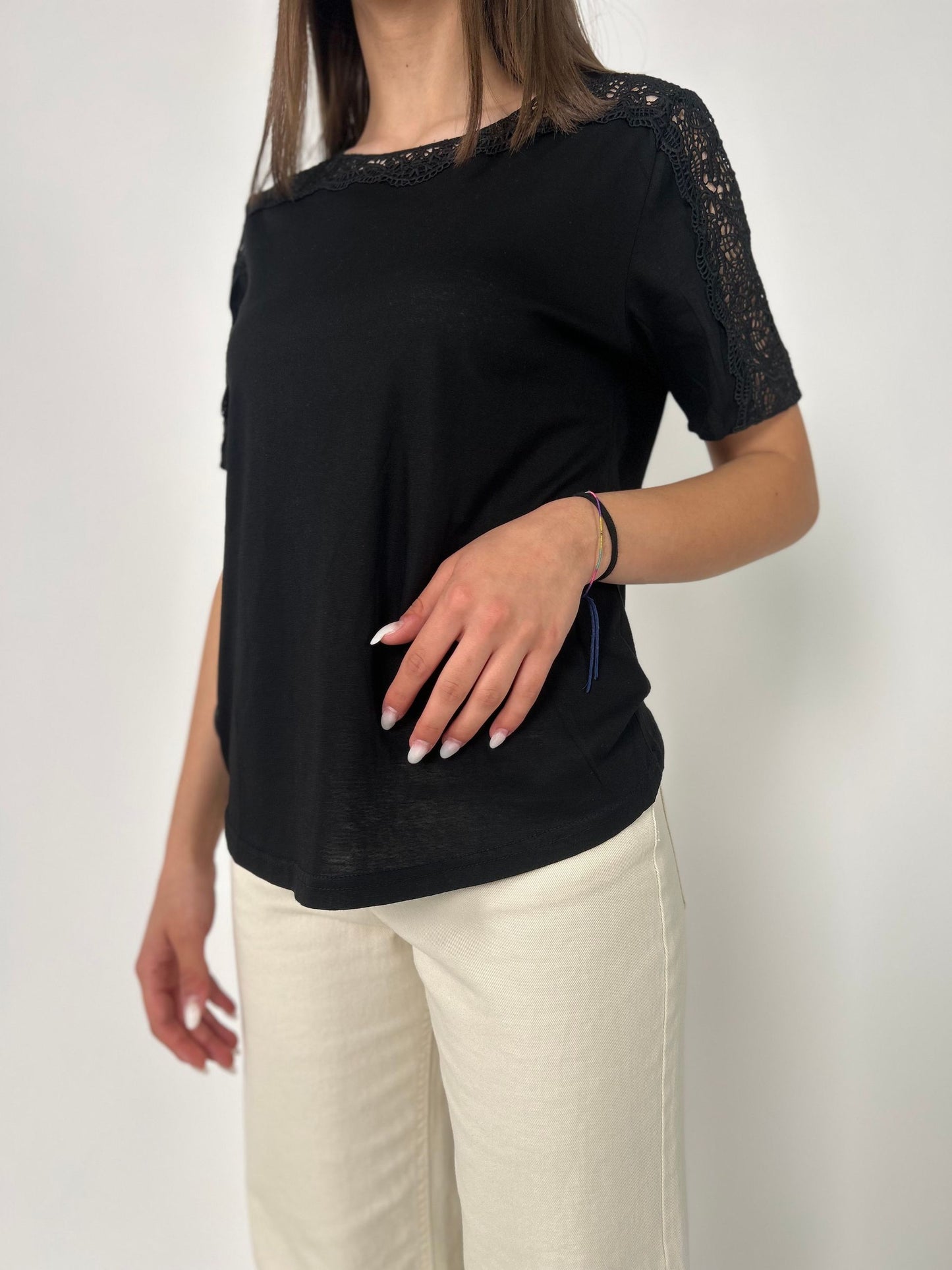 T-shirt mm in pizzo