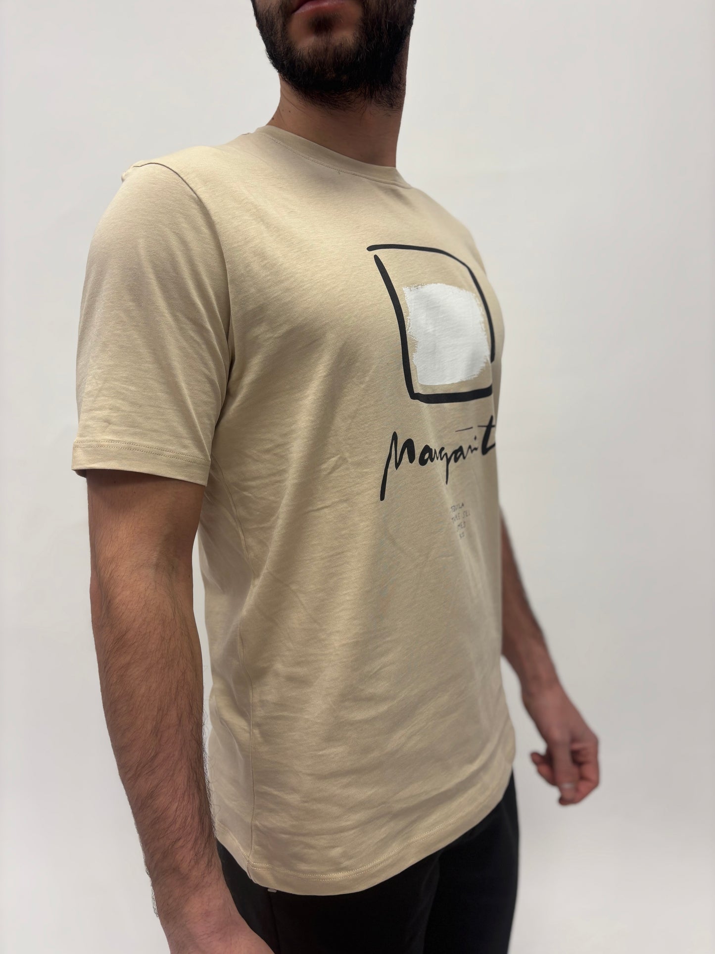 BL11 T-shirt"Margarita" BEIGE