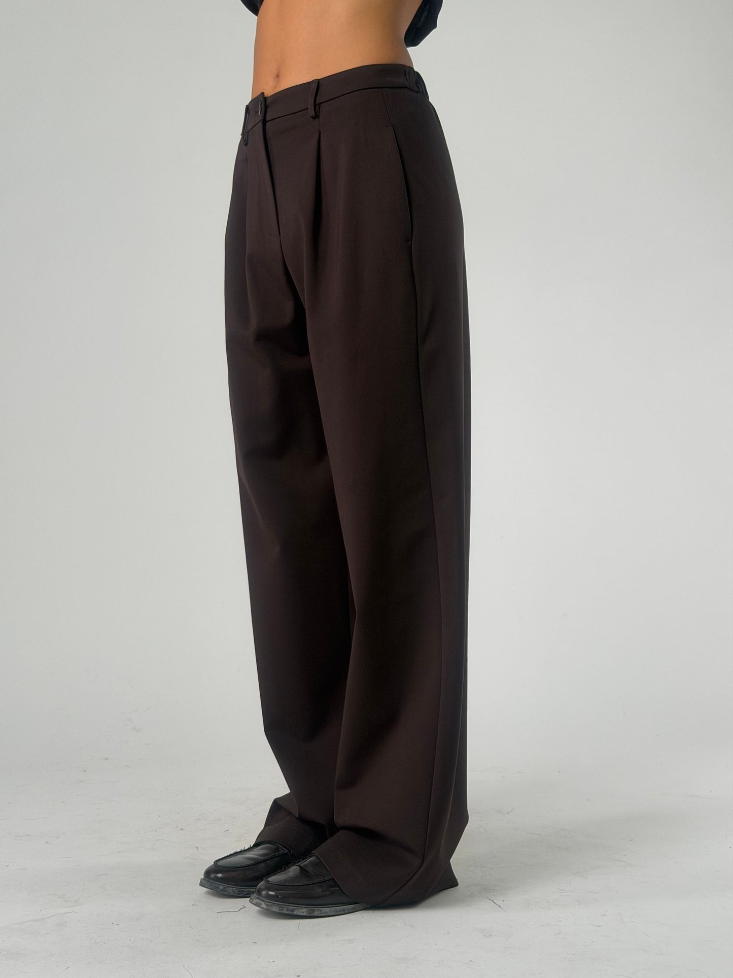 Pantalone palazzo con pence
