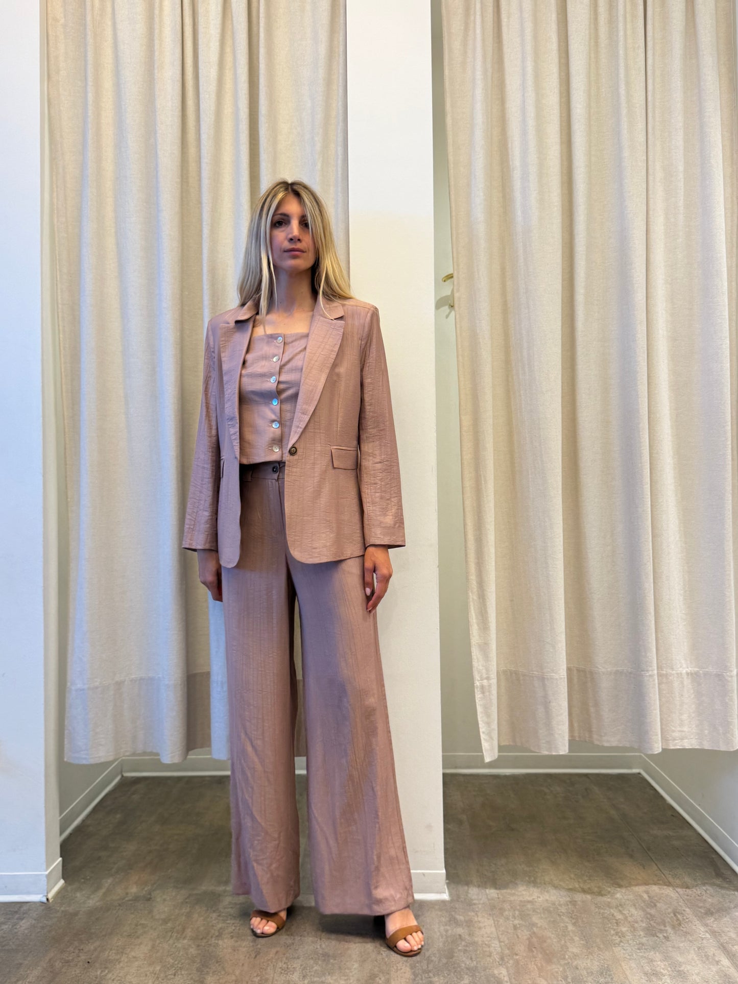 Tensione completo con pantalone ROSA CIPRIA