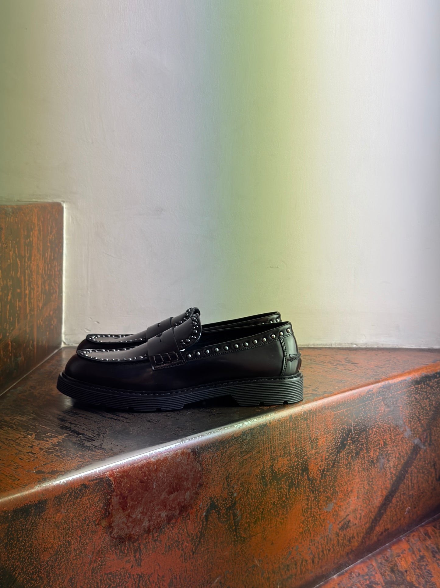 Ovyè mocassino  con borchie Moro