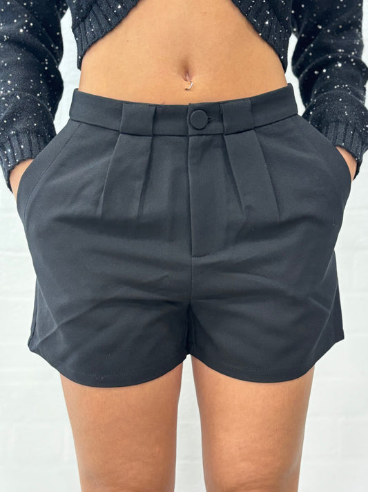 Molly Bracken Short NERO