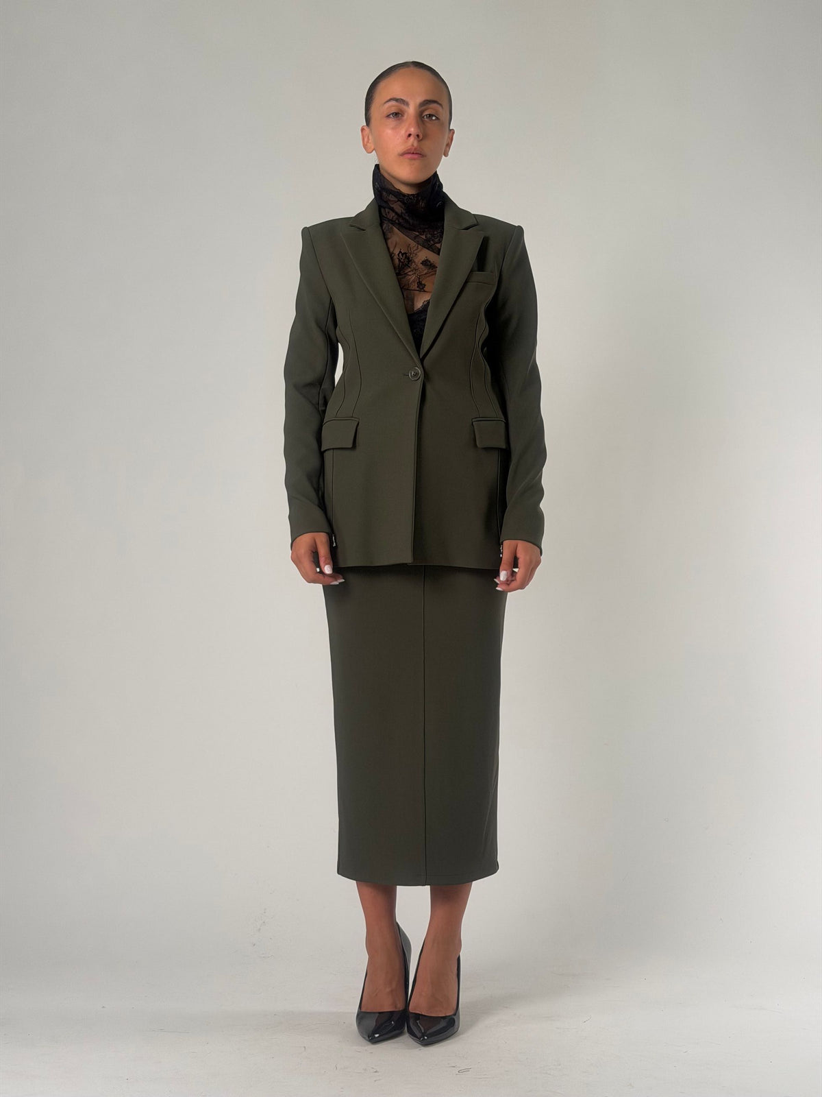 Pantalone palazzo con pences  in viscosa elasticizzata