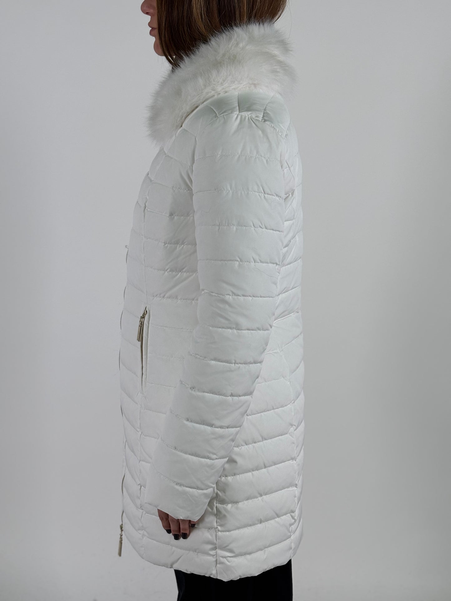 Relish Piumino lungo con colletto in ecopelliccia PANNA