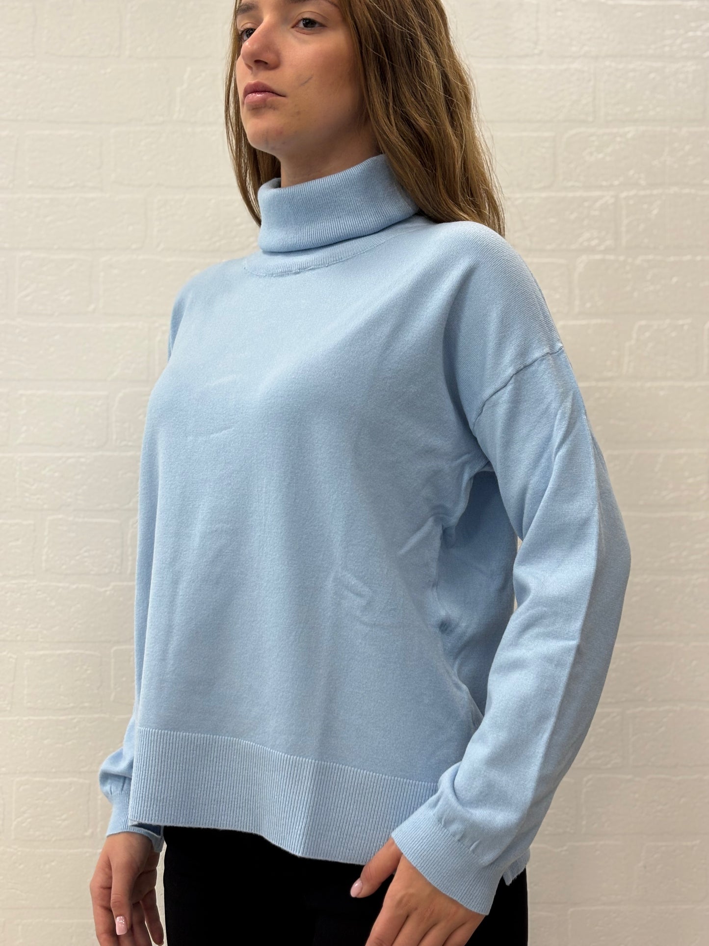 Griffai Maglia dolcevita over ml in Viscosa CELESTE