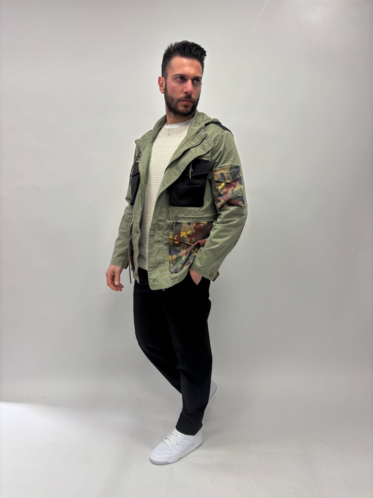 Berna Giacca con cappuccio patch VERDE MILITARE