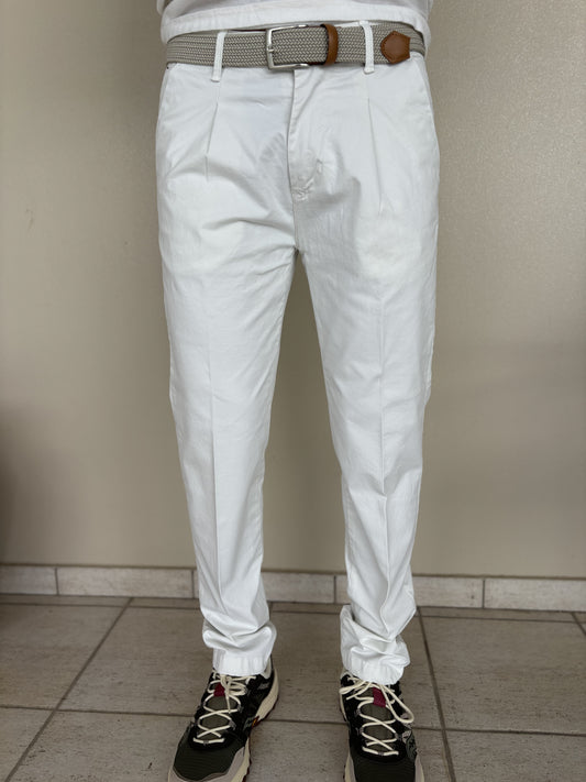 Squad Pantalone chino con pences PANNA