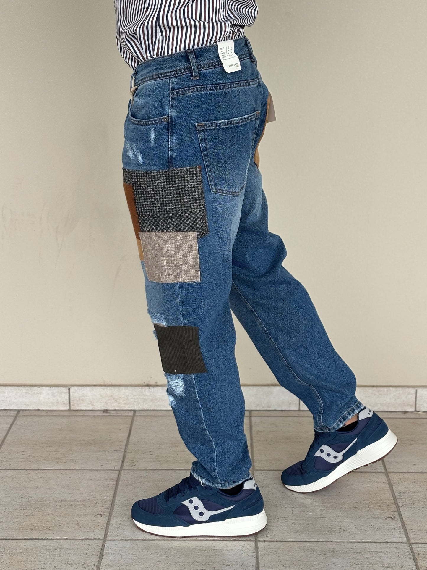BL11 Jeans patch con strappi DENIM