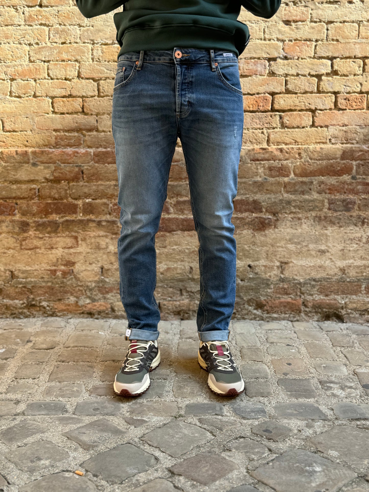 UNIFORM Jeans slim lavaggio chiaro