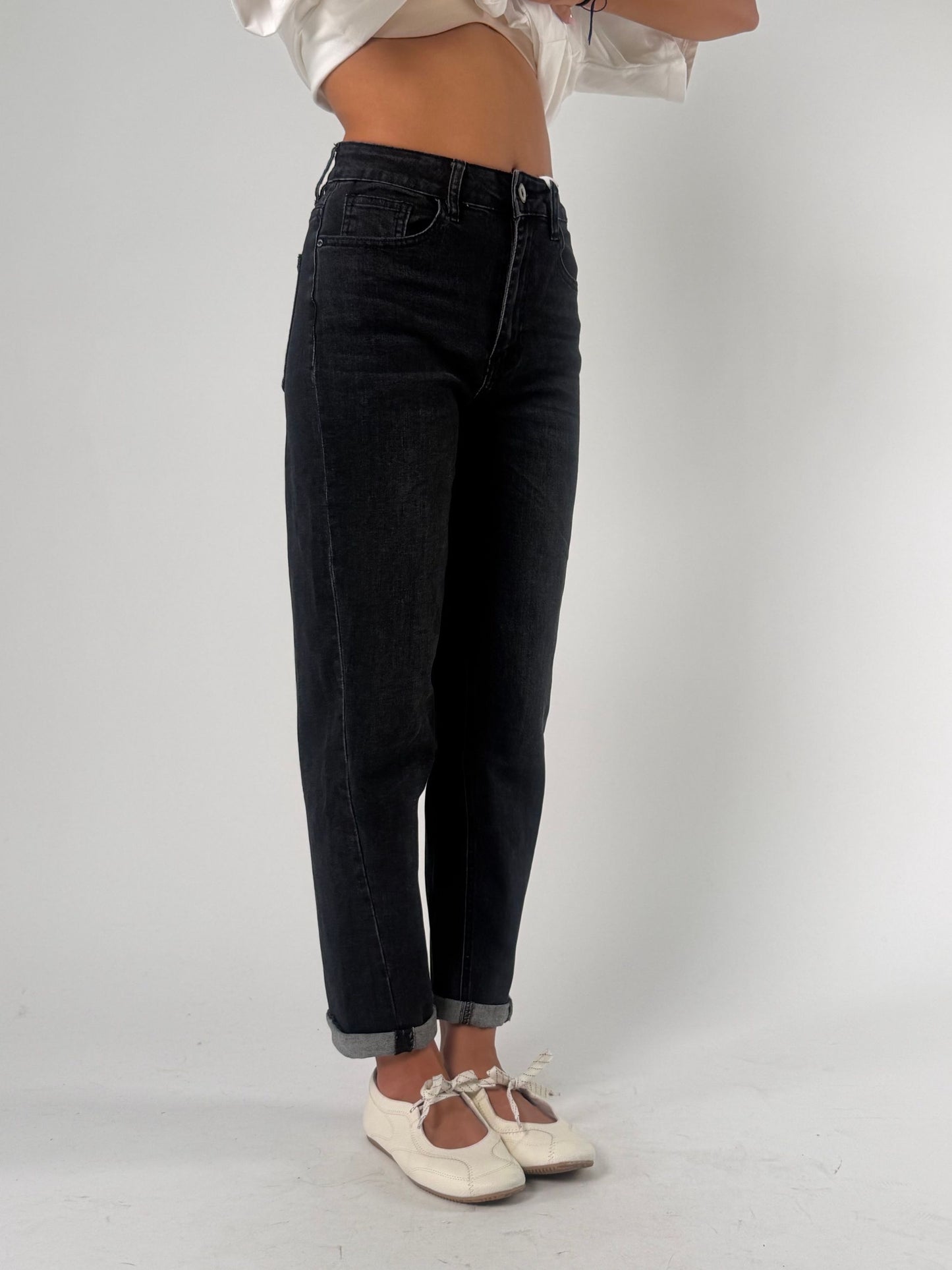 Jeans gamba comoda tessuto elasticizzato