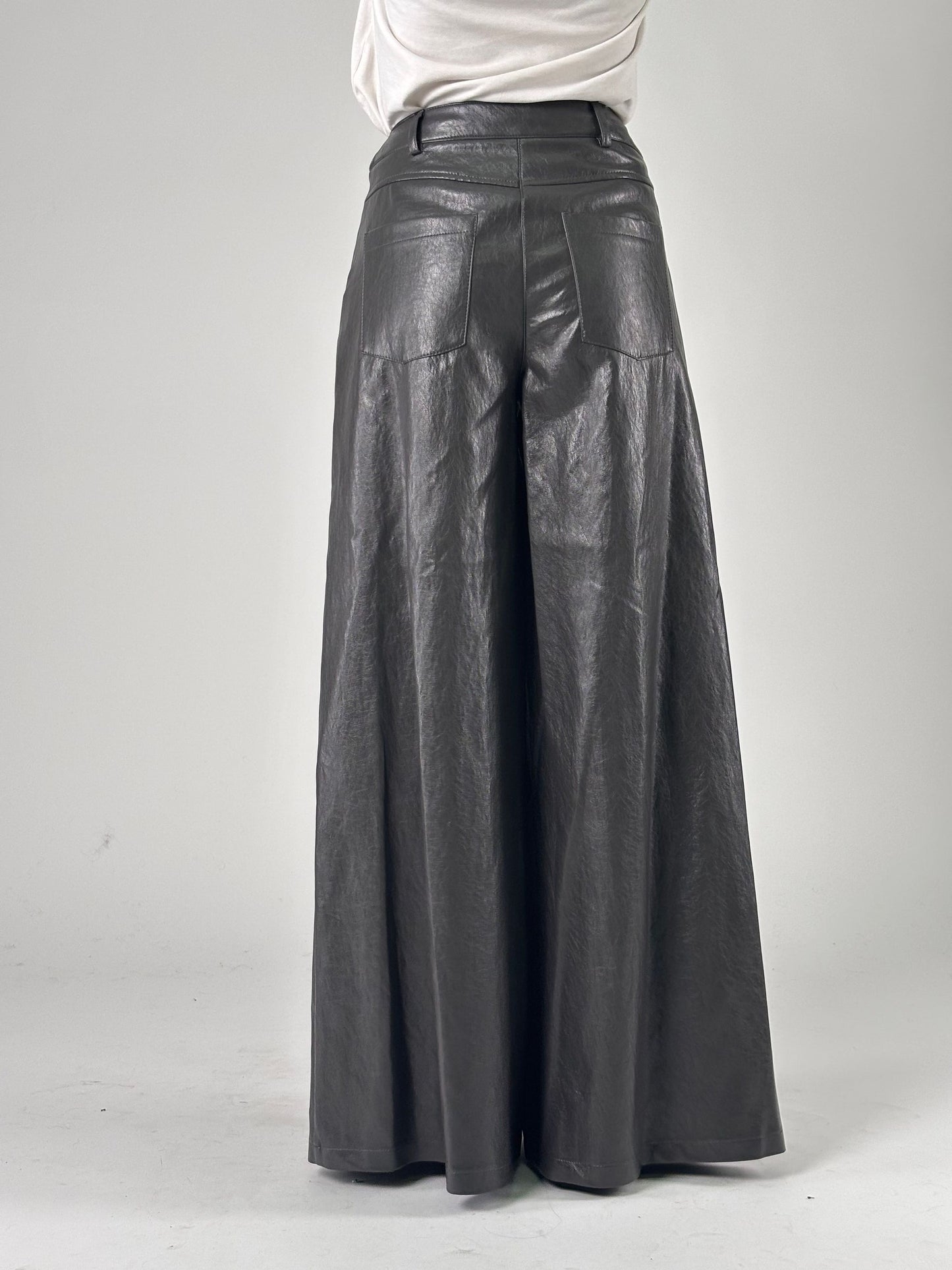 Pantalone palazzo in ecopelle