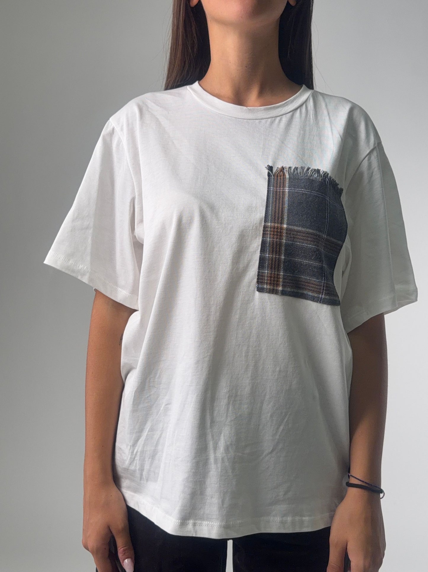 T-shirt mm taschino a scacchi