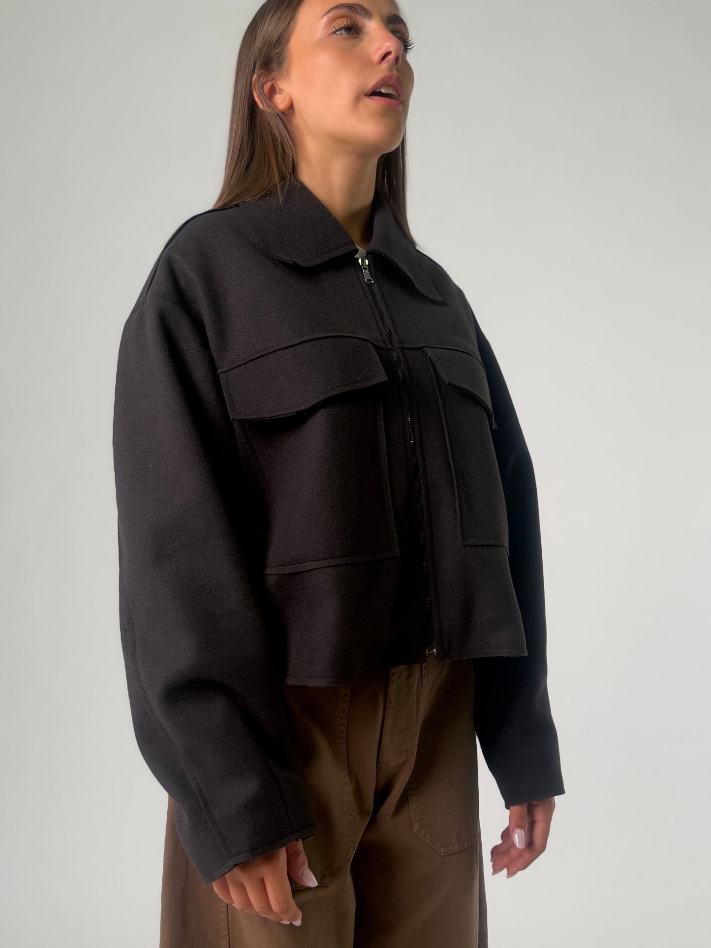 Giubbino cropped con tasconi