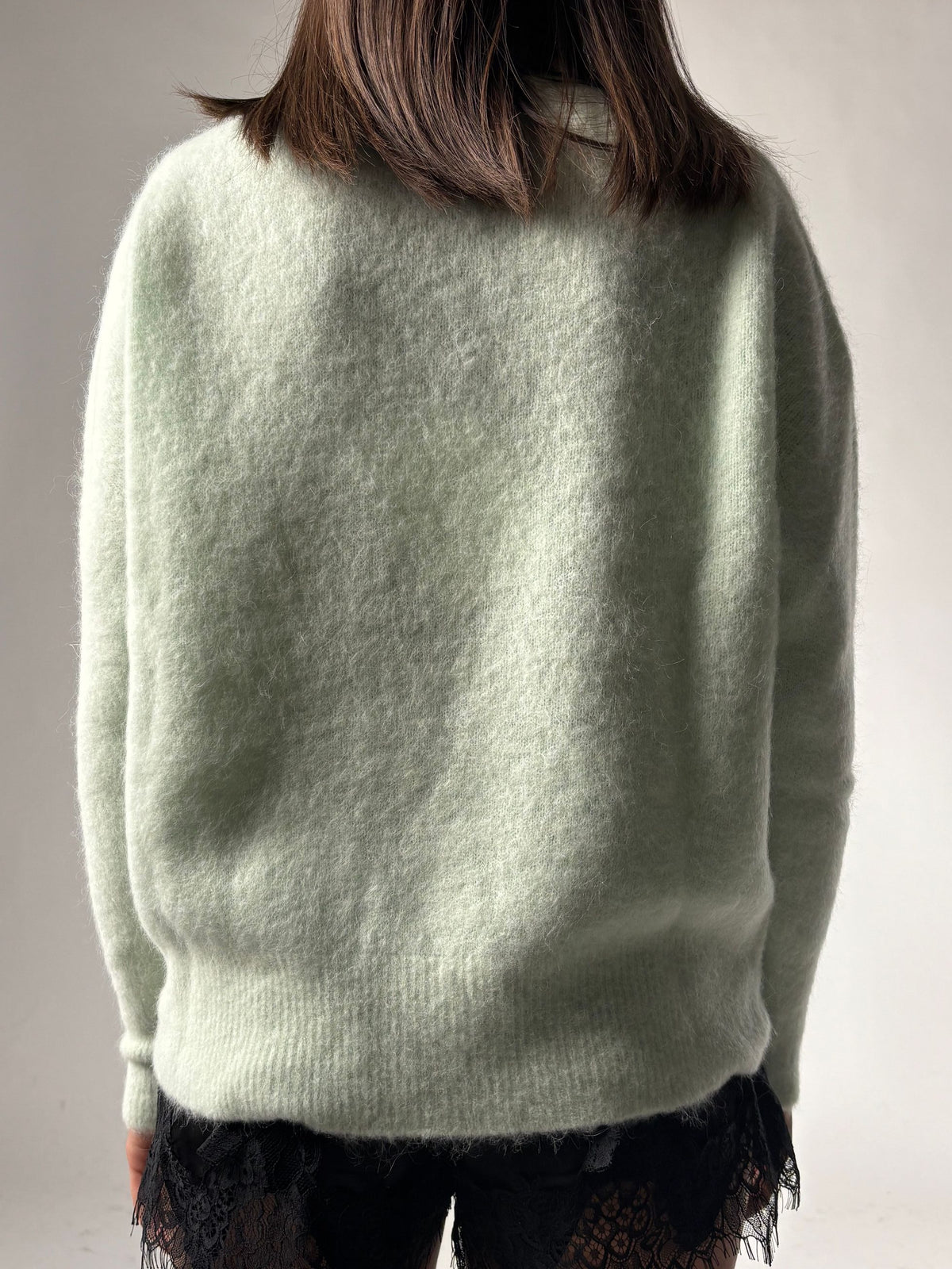 Maglia collo V misto lana