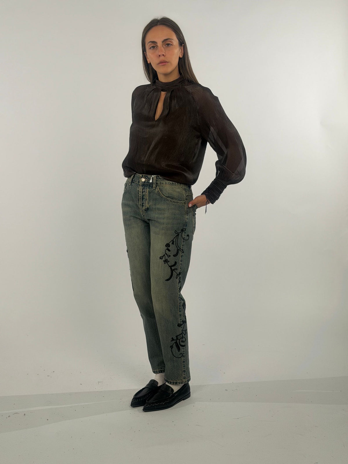 Jeans ricamato