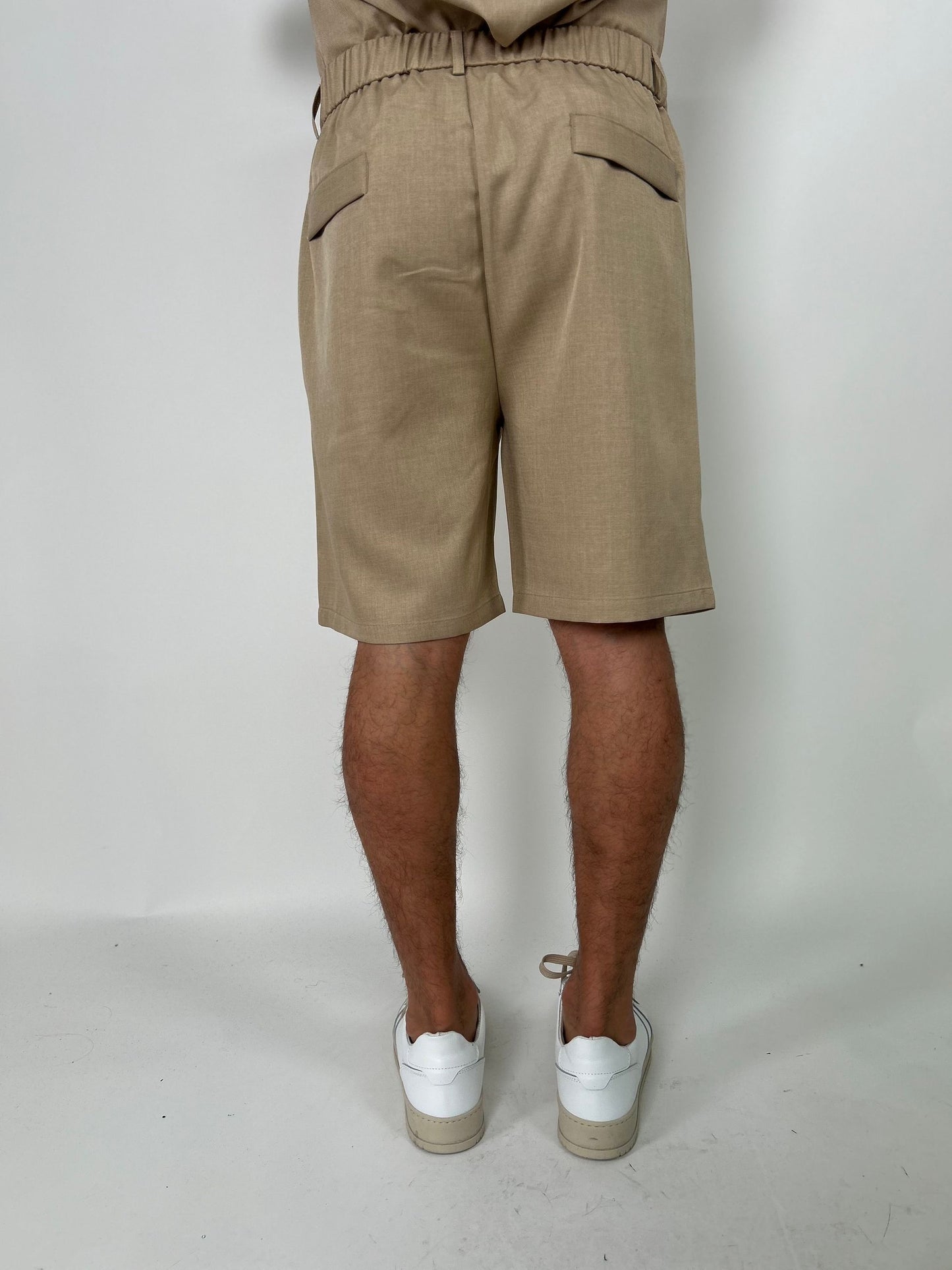 Bermuda con coulisse ed alastico