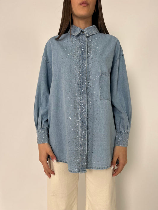 Camicia ml in jeans chiaro con taschino e punti luce