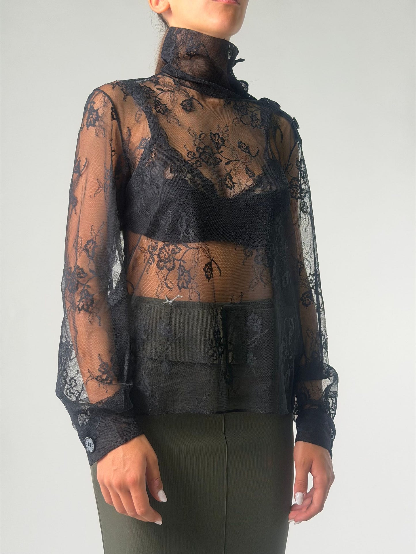 Maglia ml collo alto in pizzo trasparente