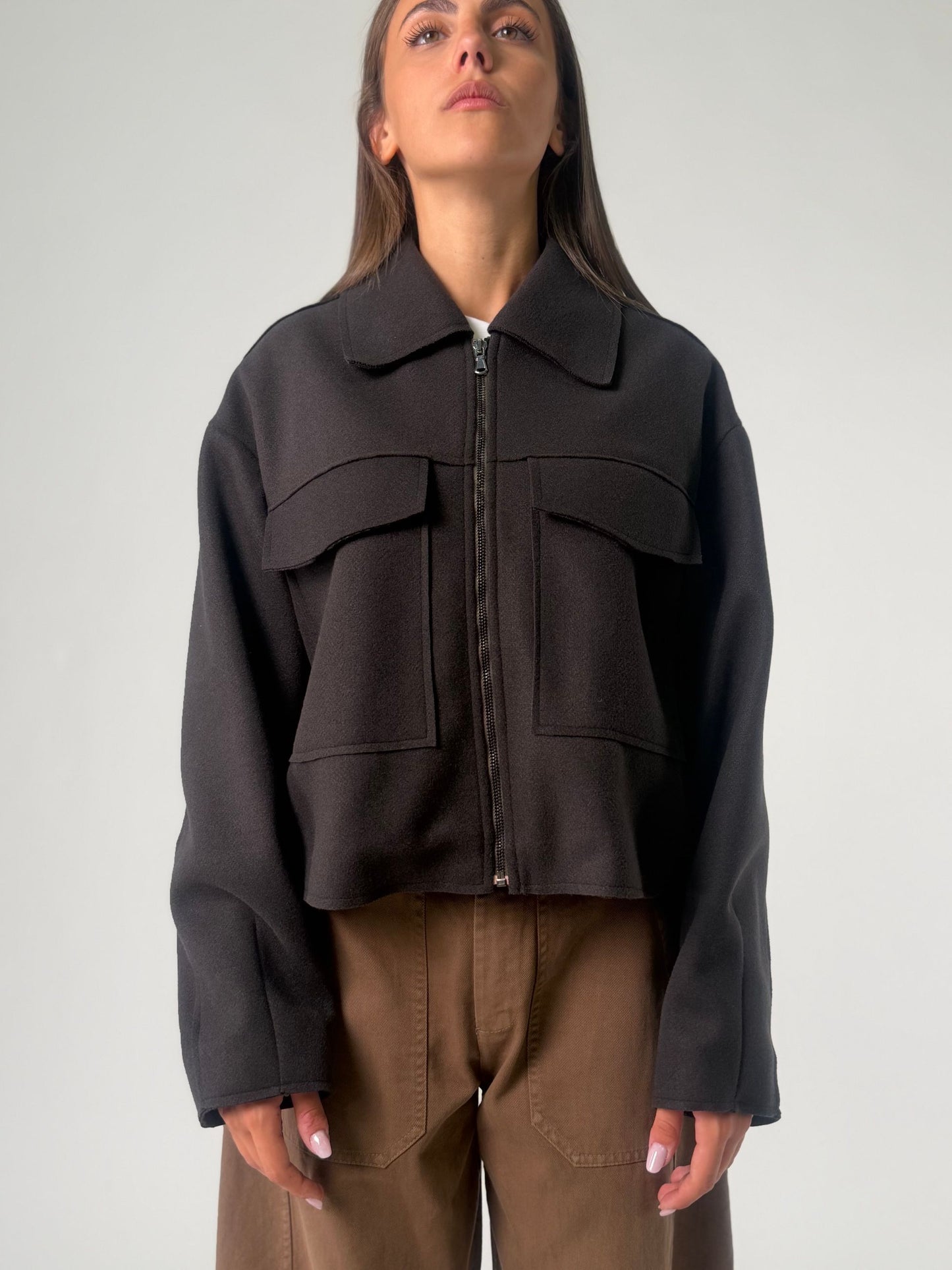 Giubbino cropped con tasconi