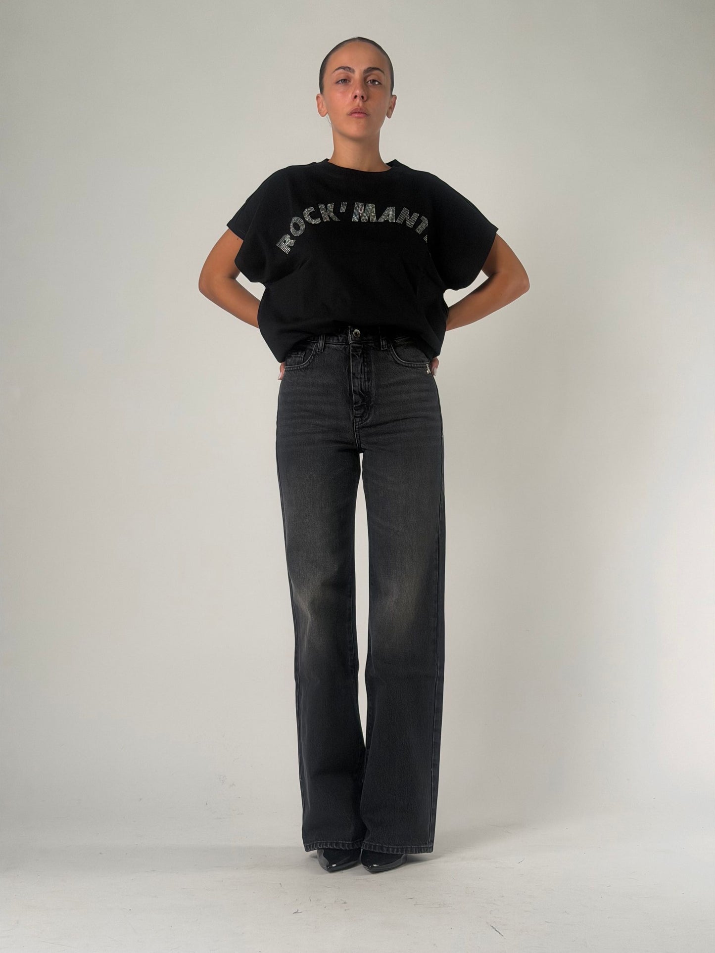 T-shirt mm con scritta in punti luce