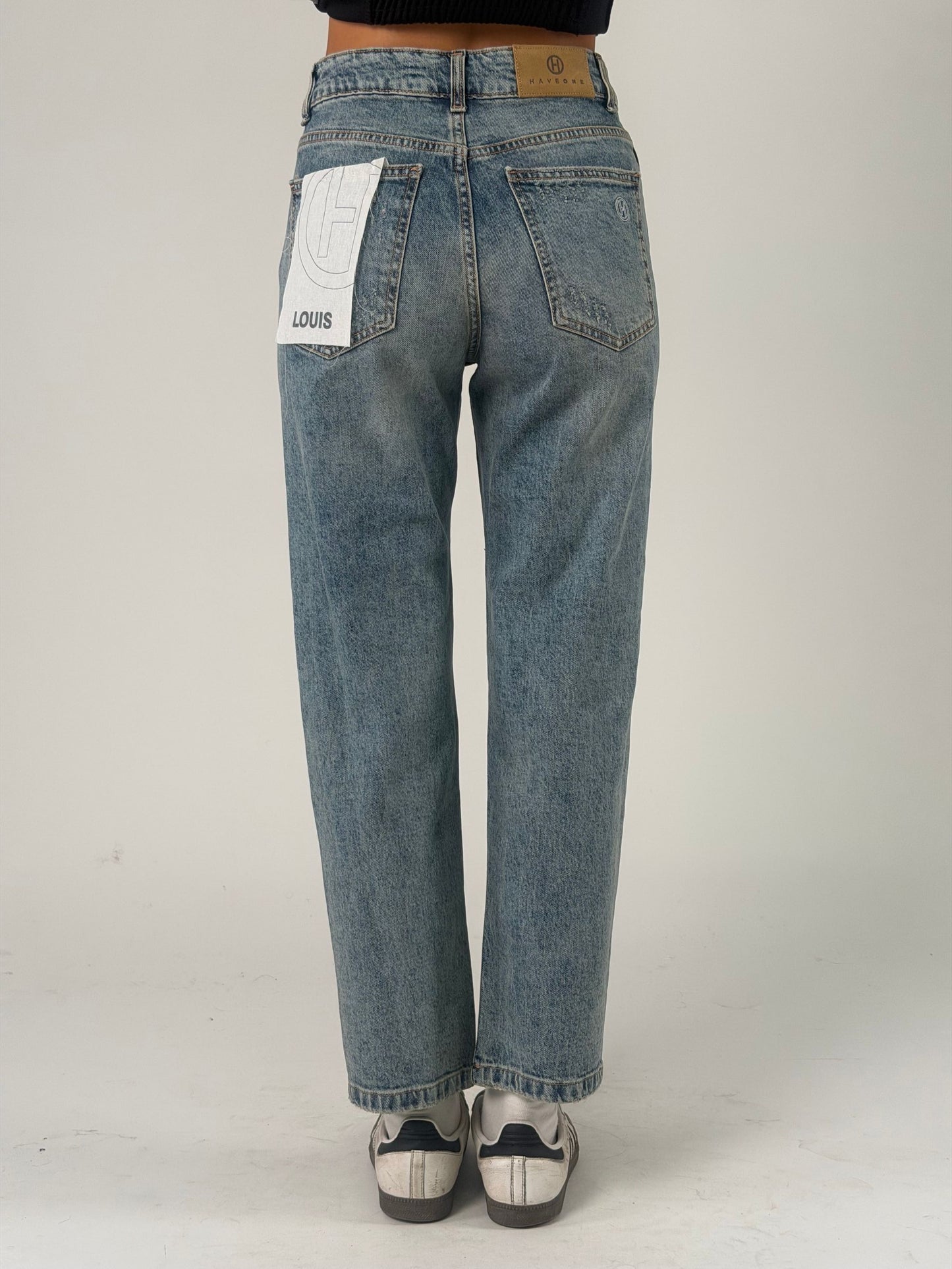 Jeans con abrasioni leggere