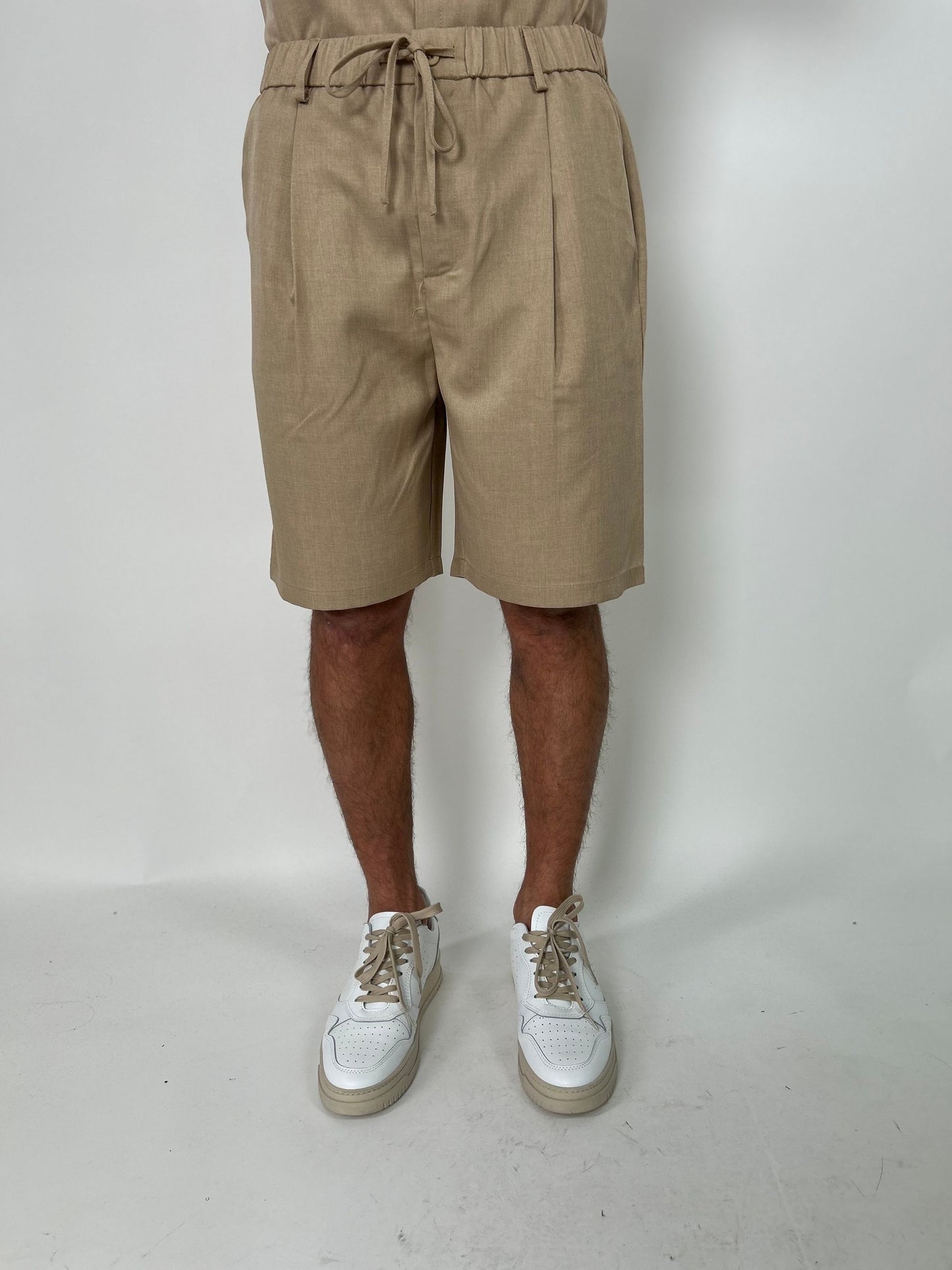 Bermuda con coulisse ed alastico