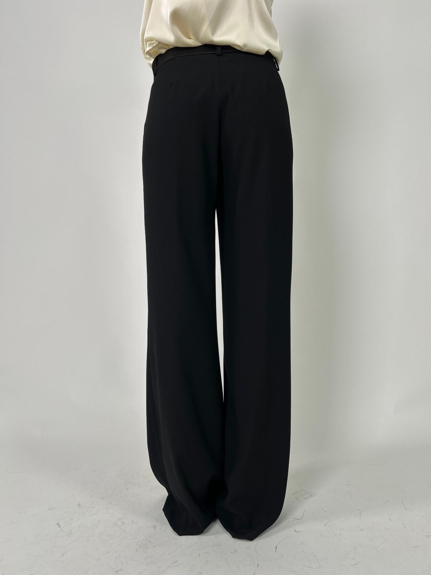 Pantalone palazzo dal tessuto fluido