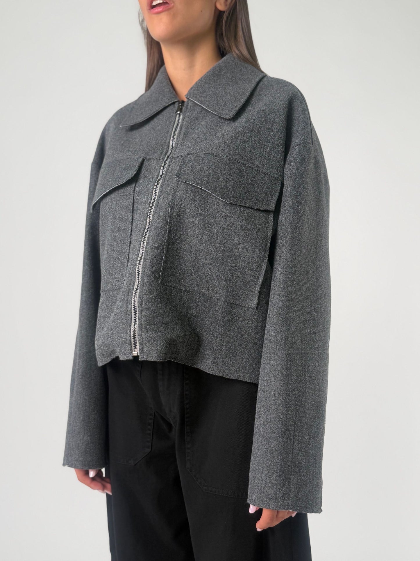 Giubbino cropped con tasconi