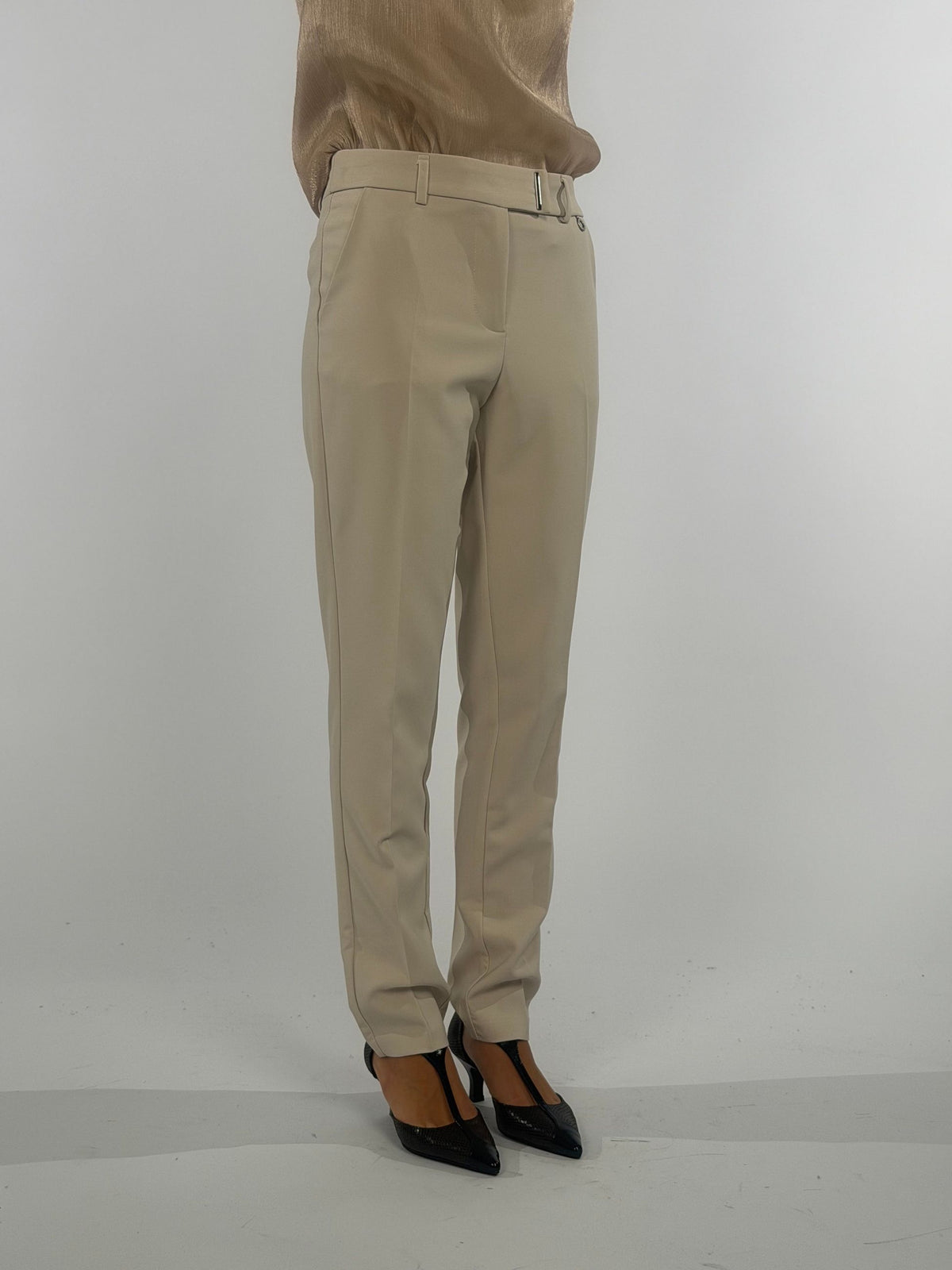 Pantalone sigaretta