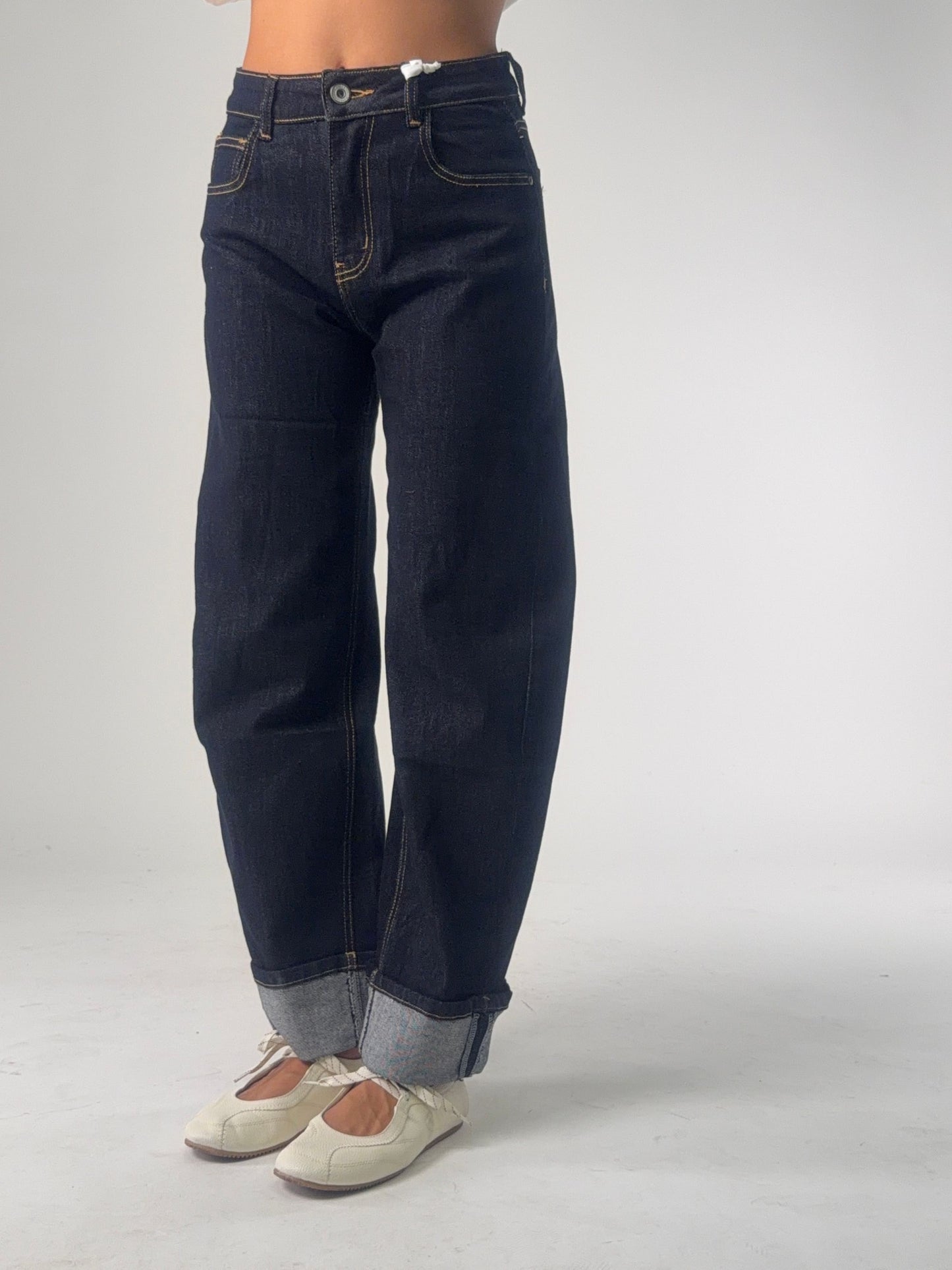 Jeans gamba comoda tessuto elasticizzato